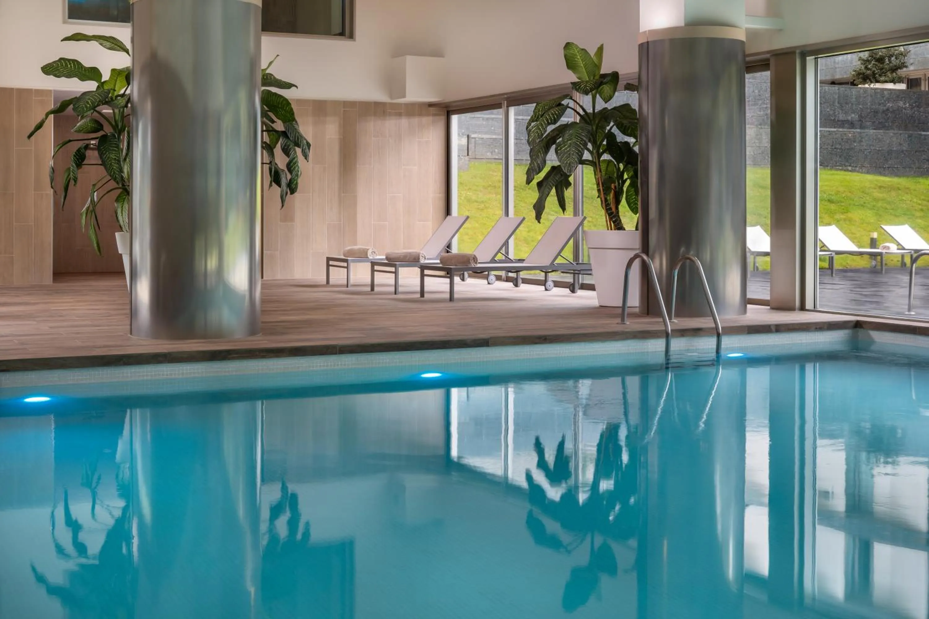 Swimming pool in NH Collection Santiago de Compostela