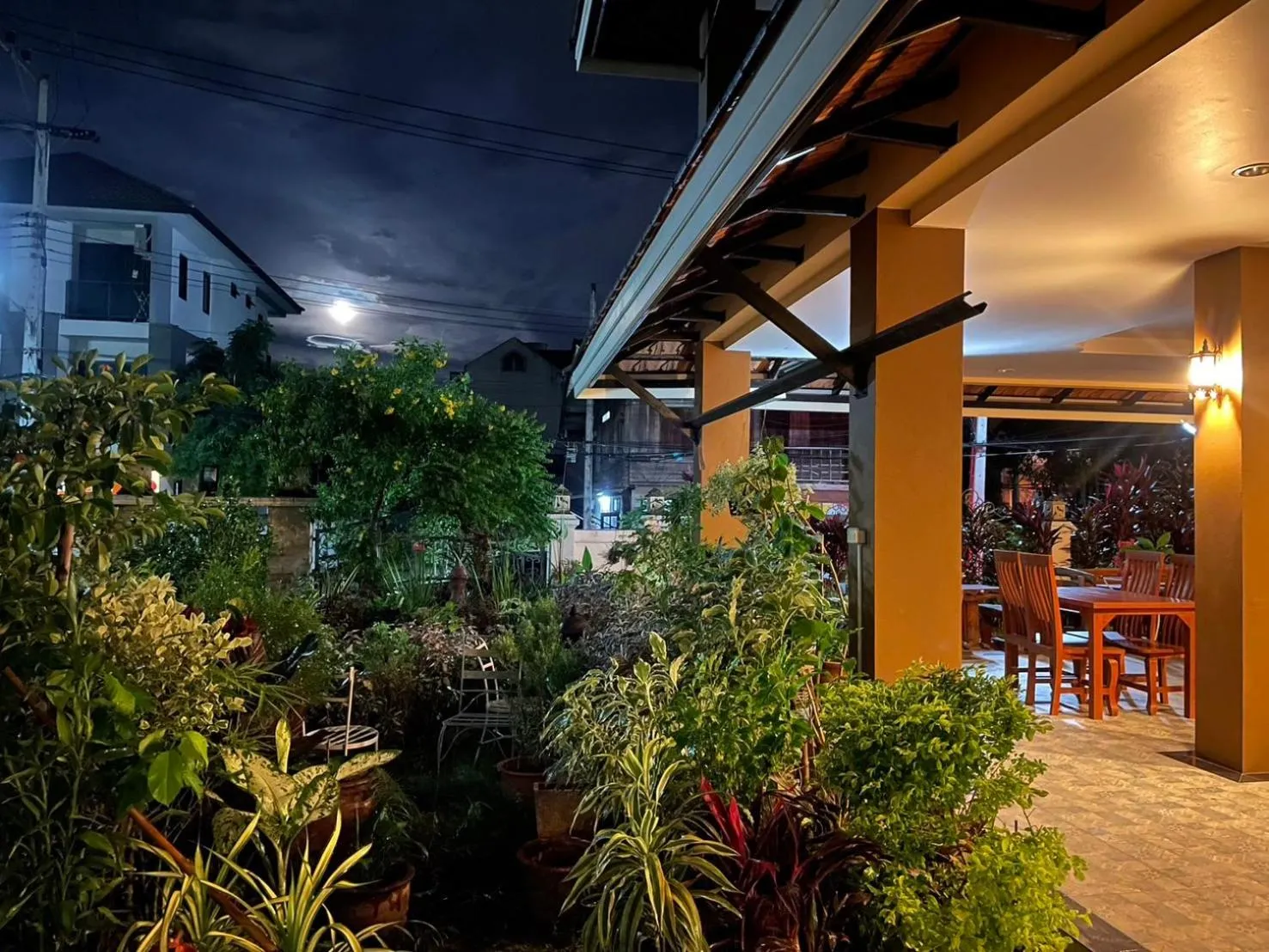 Garden view in Laph Kham House