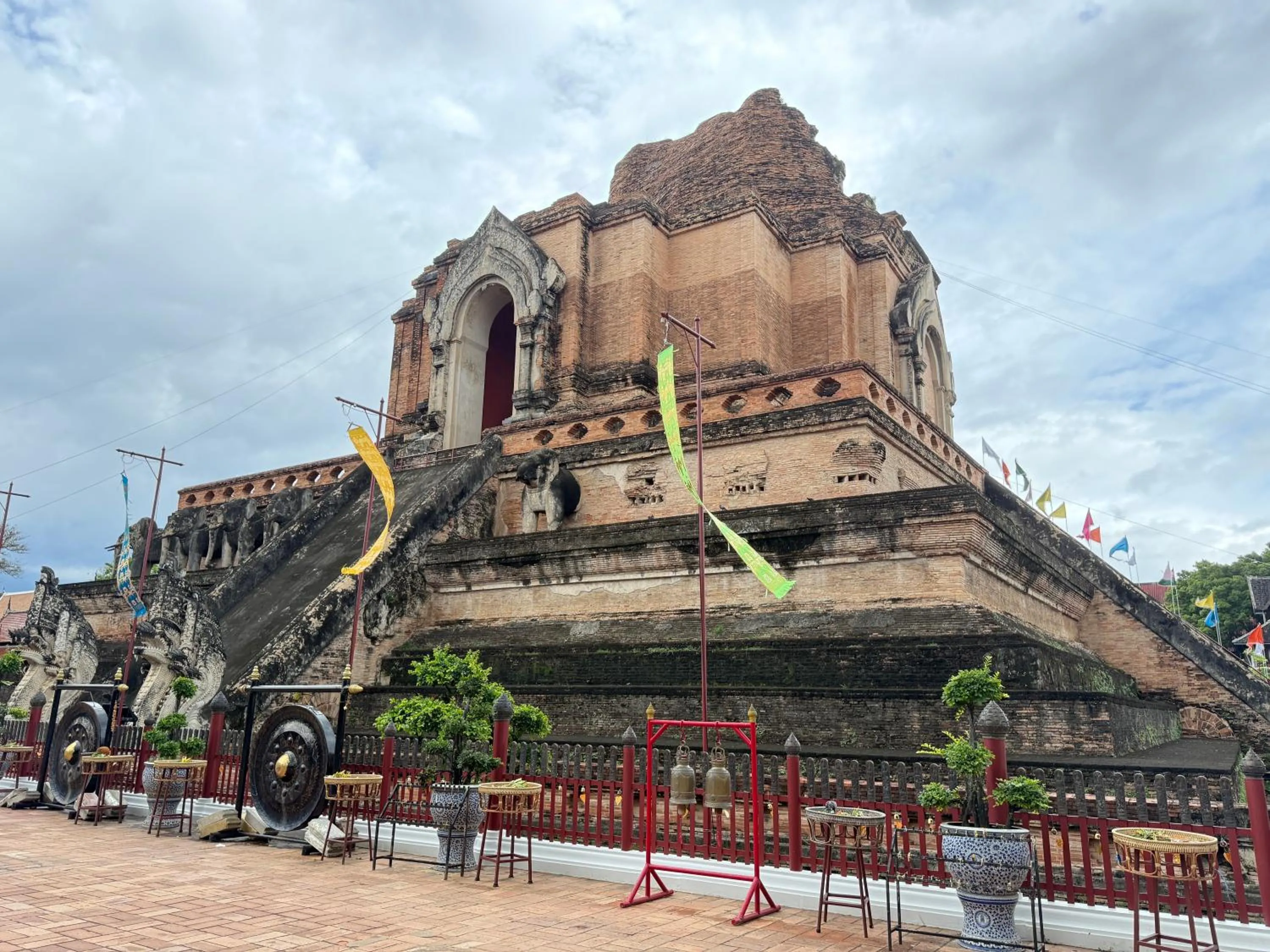 Nearby landmark in Laph Kham House