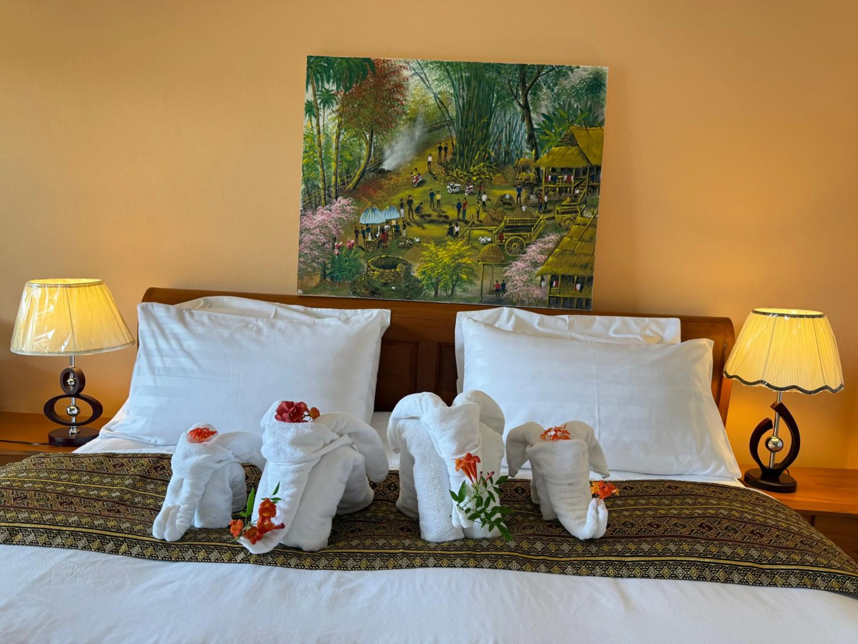 Bedroom, Bed in Laph Kham House