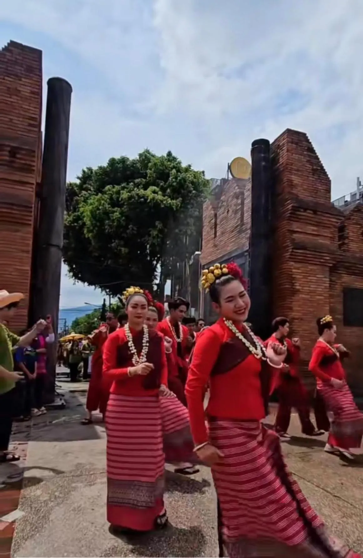 People in Laph Kham House