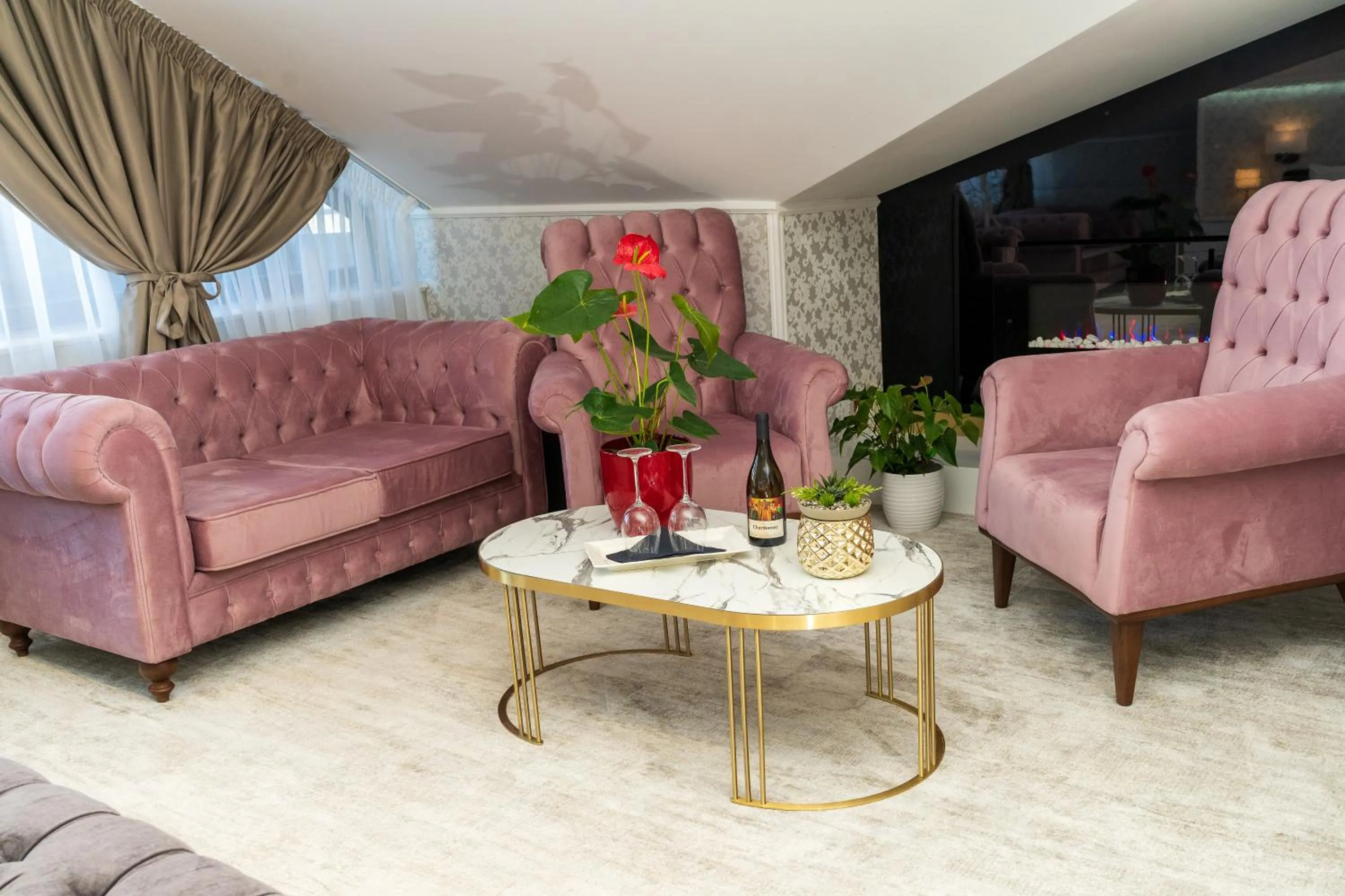 Seating area in Queen Palace