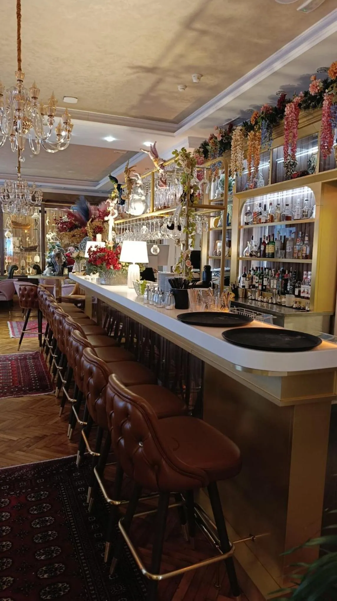 Lounge or bar in Queen Palace