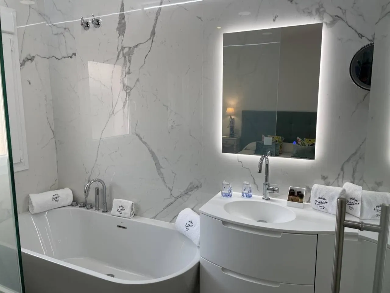 Bathroom in Hotel Malaga Picasso