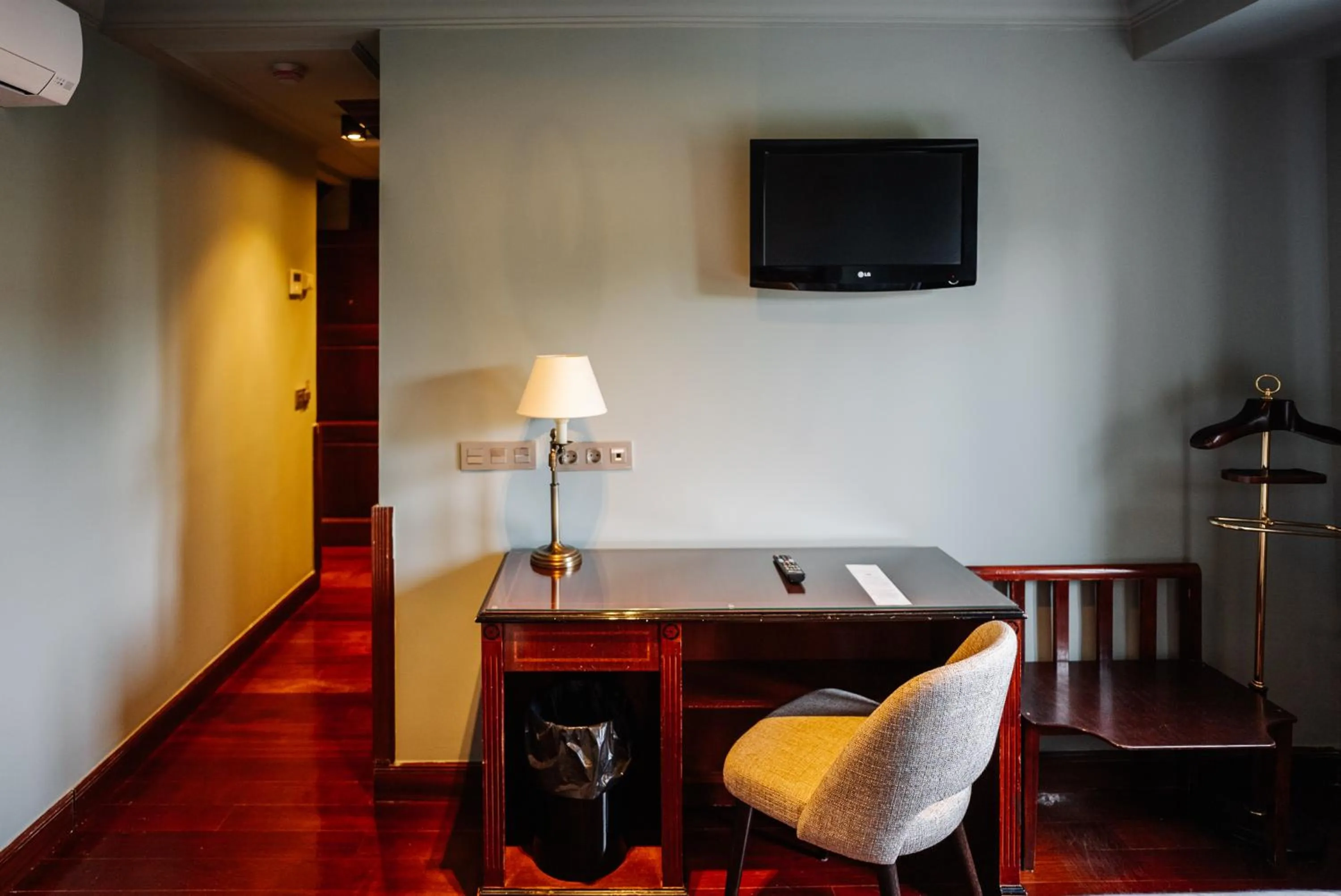 RICE Reyes Católicos