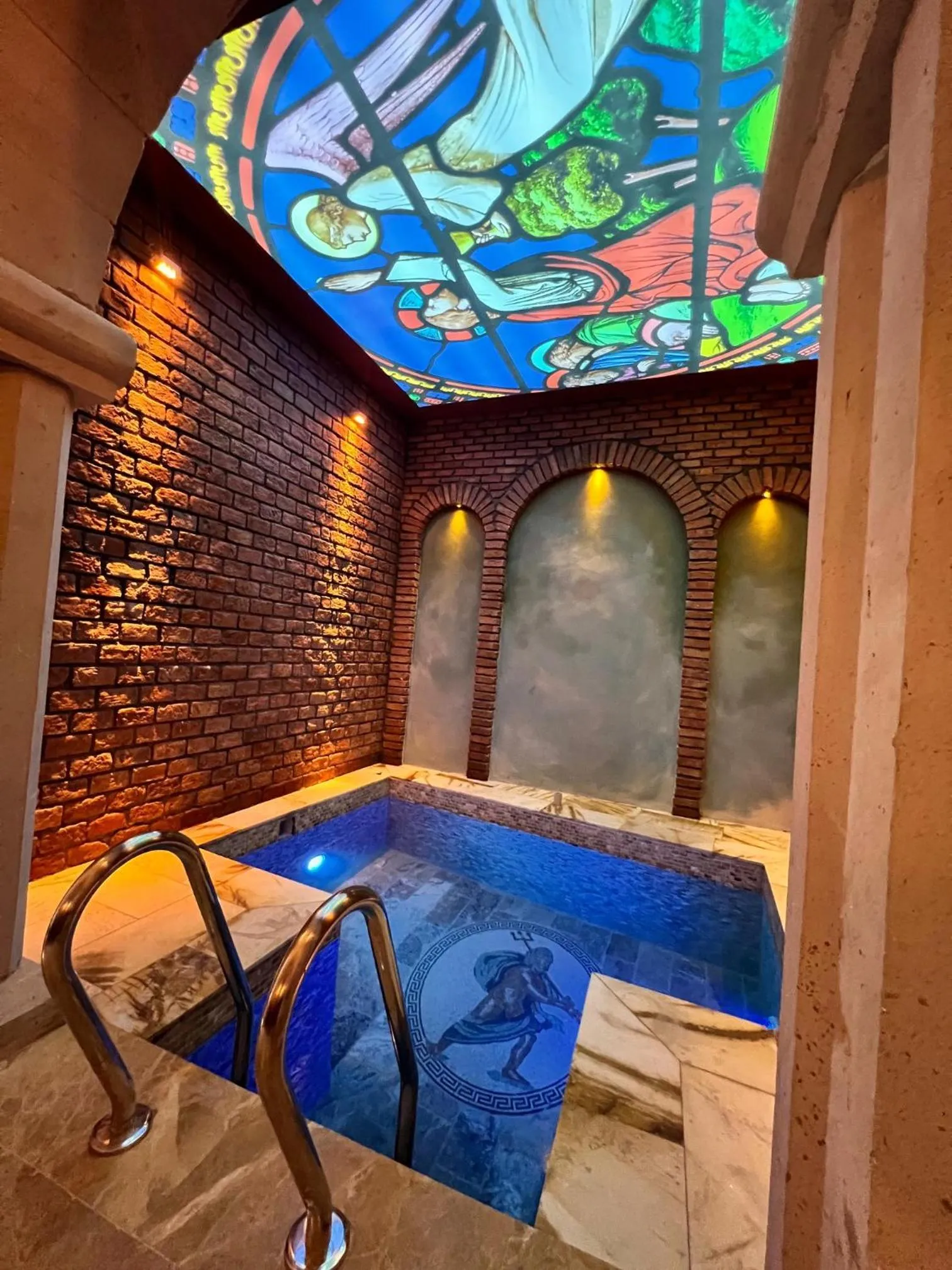 Swimming pool in The Calypso Cave