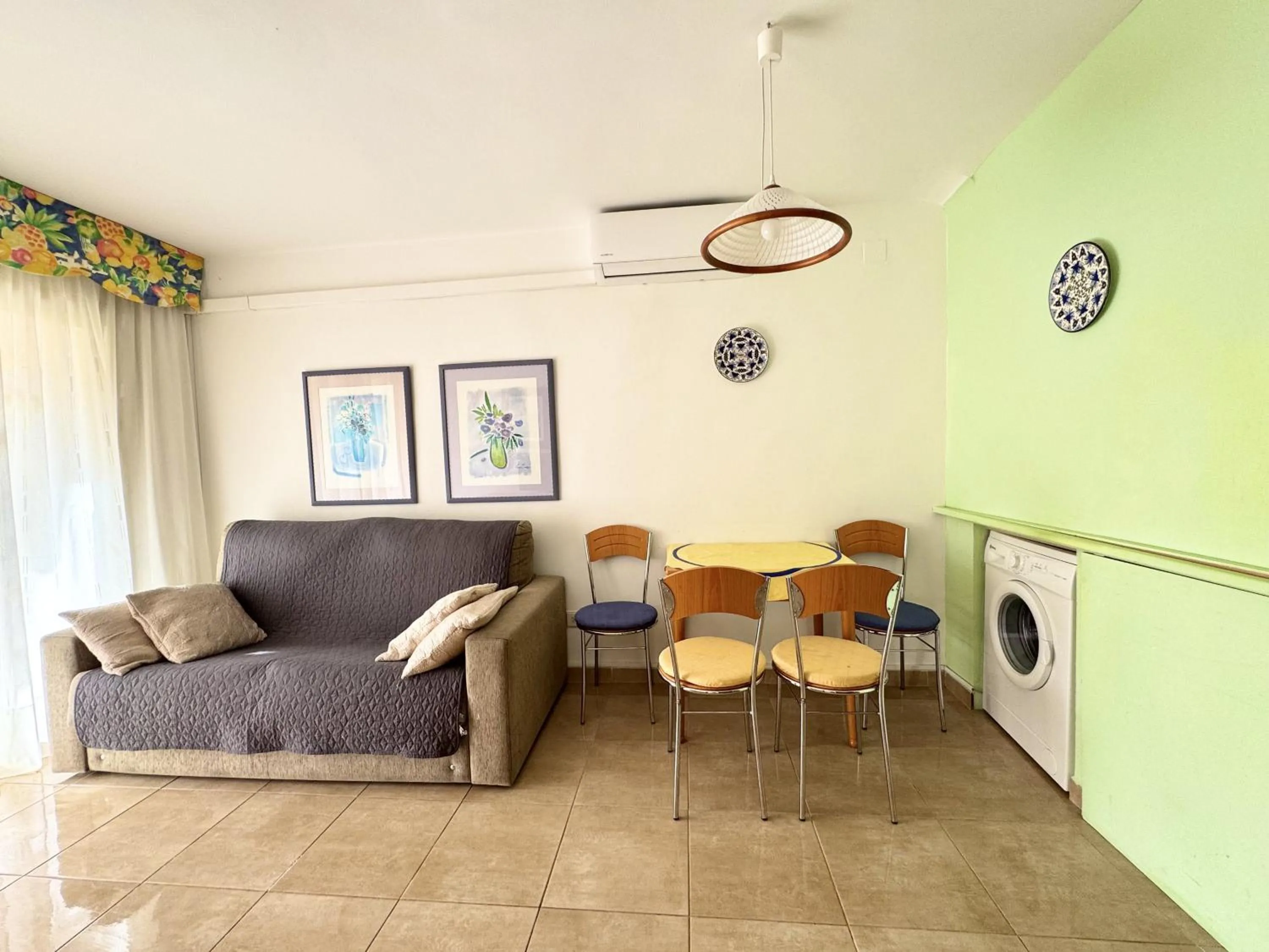 Apartsalou Penedes