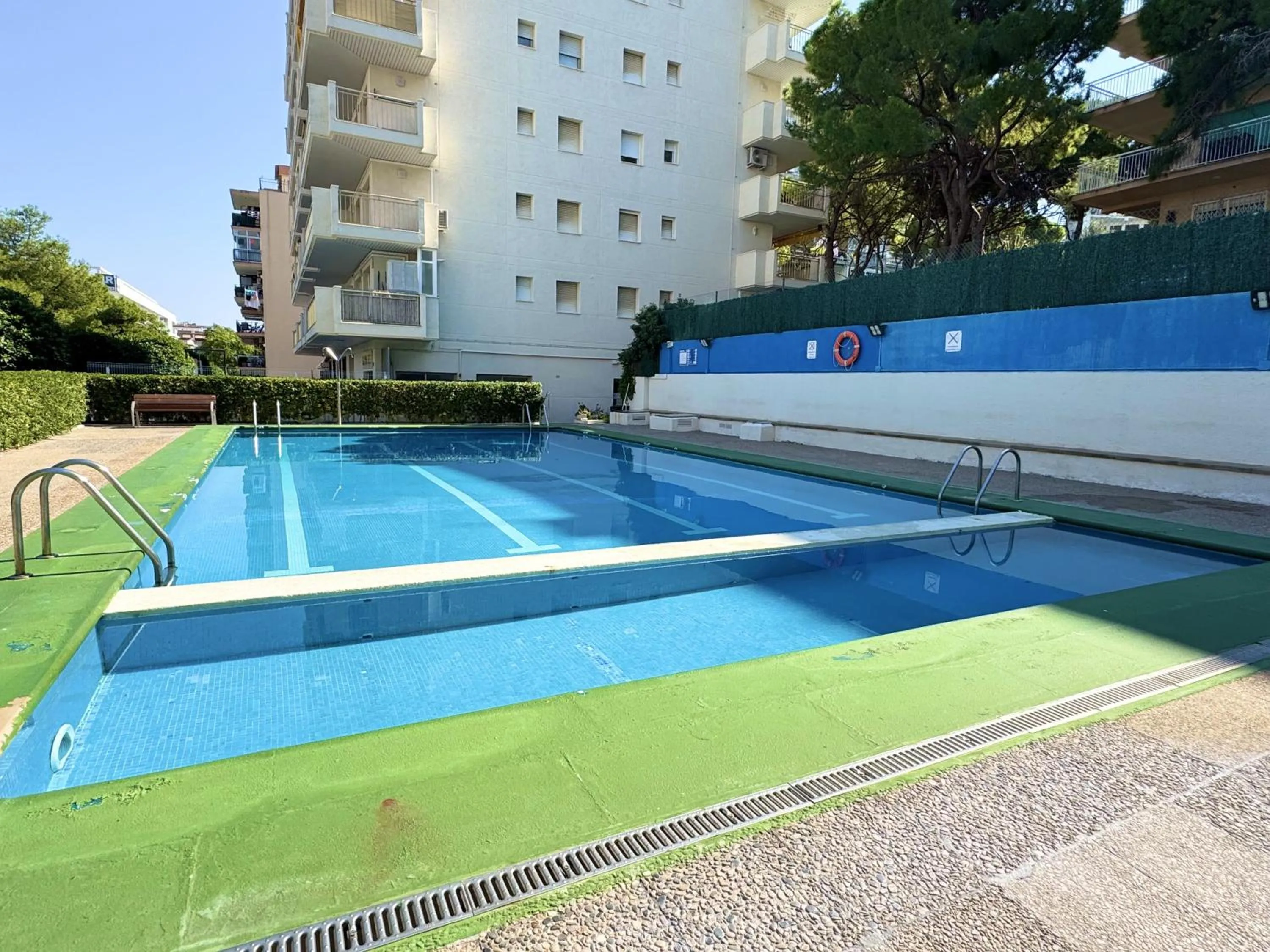 Apartsalou Penedes