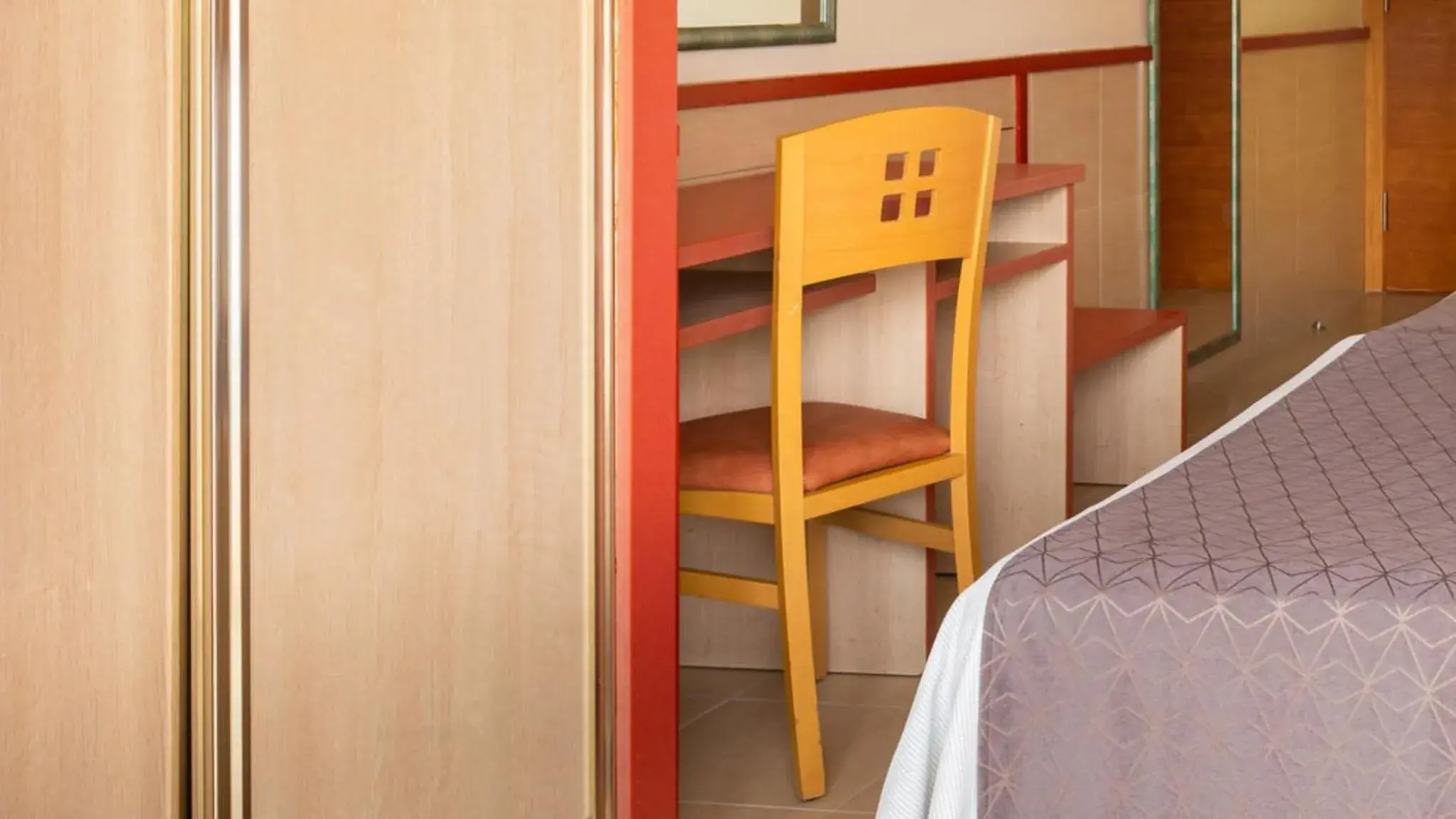 Single Room in htop Calella Palace & SPA 4Sup #htopFun Single Room in htop Calella Palace & SPA 4Sup #htopFun