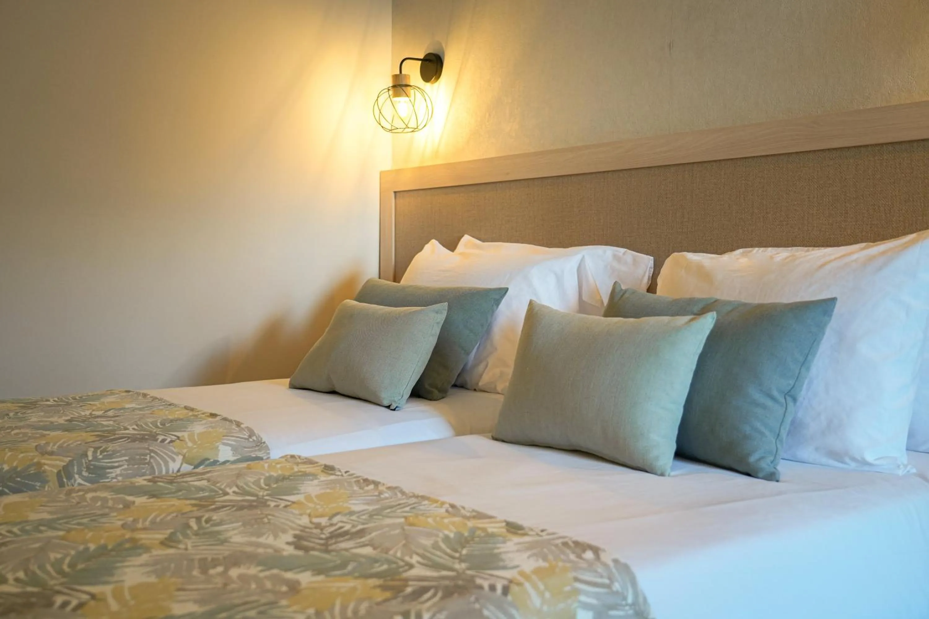 Bedroom, Bed in htop Jadhe 4Sup #htopBliss