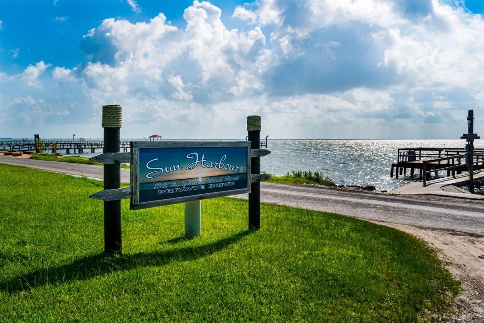 Property building in A Salty Texan - Sun Harbor Cottage #10