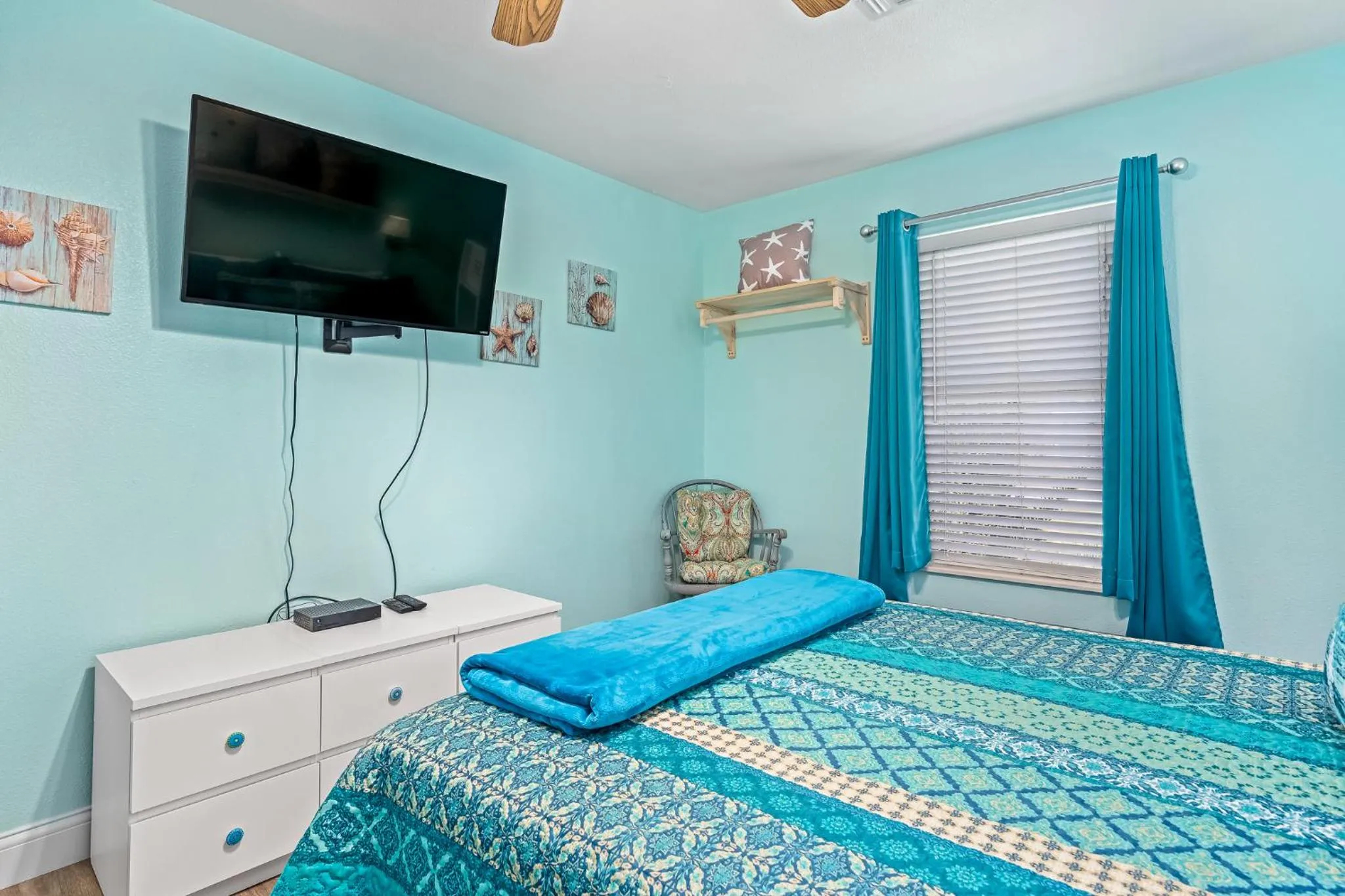 Property building, Bed in Lunasea Haven