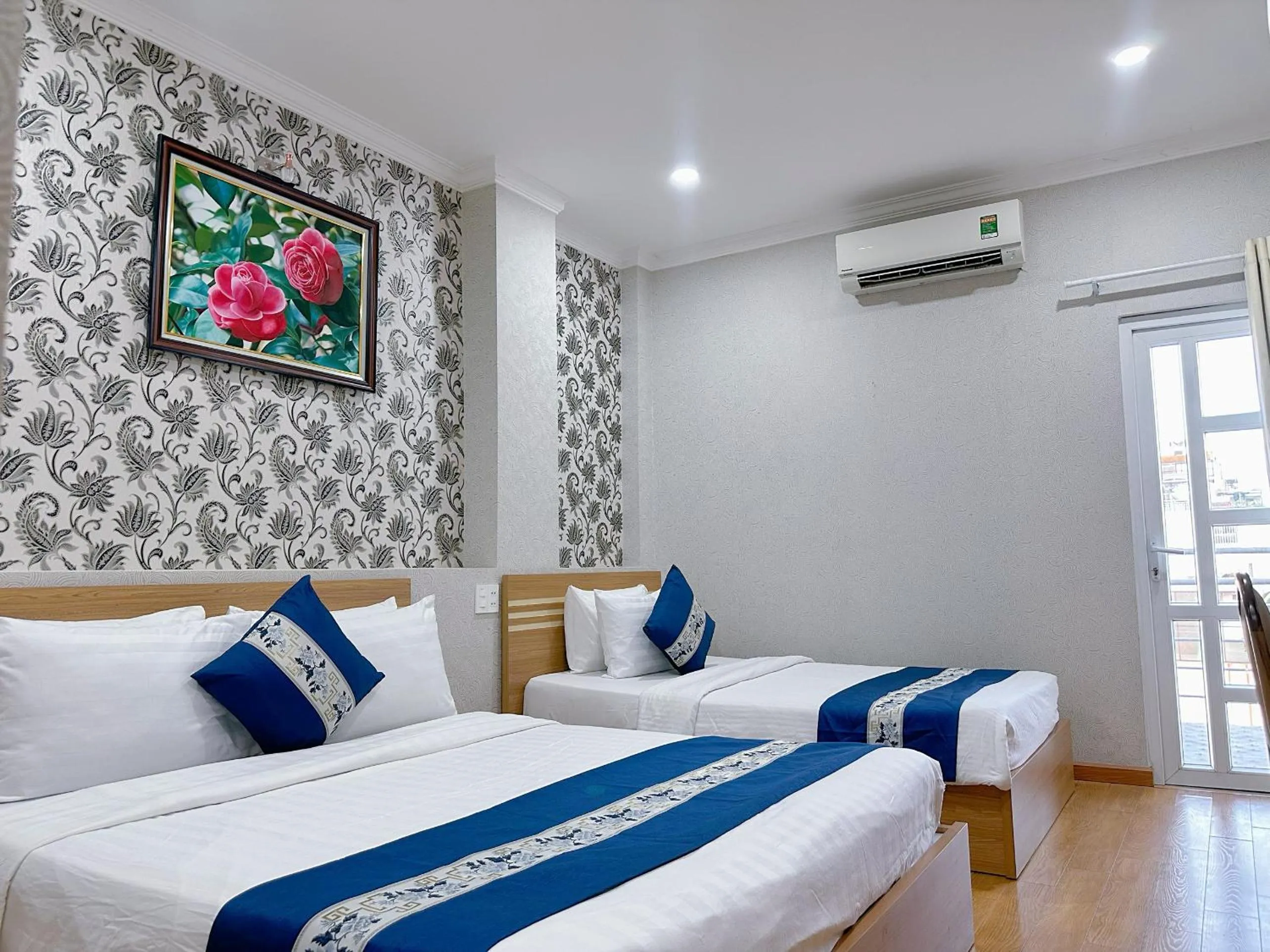 Property building, Bed in Tra My Hotel - SaiGon Center