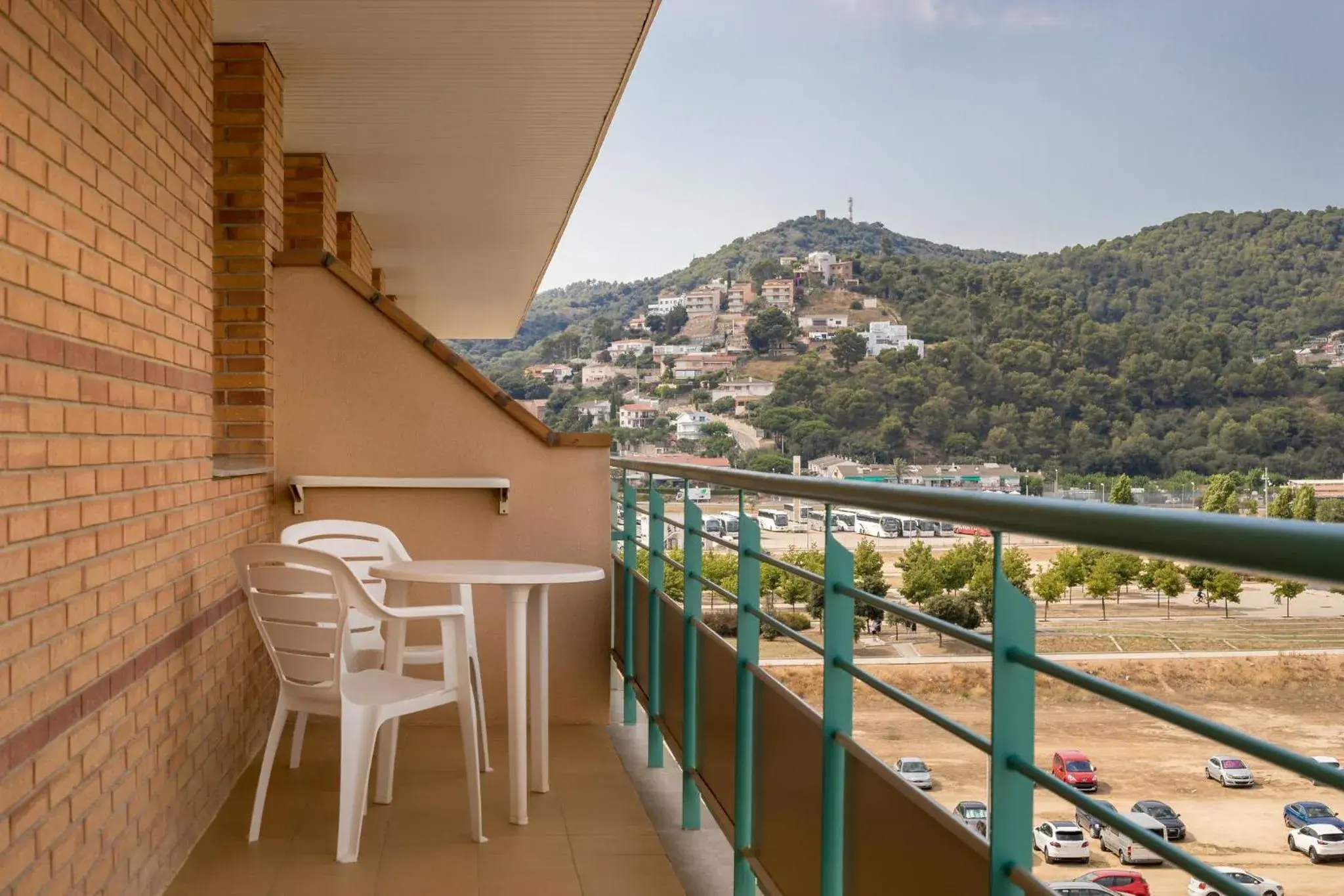 Double or Twin Suite with Extra Bed (2 Adults + 1 Child) in htop Royal Sun Suites #htopFun Double or Twin Suite with Extra Bed (2 Adults + 1 Child) in htop Royal Sun Suites #htopFun