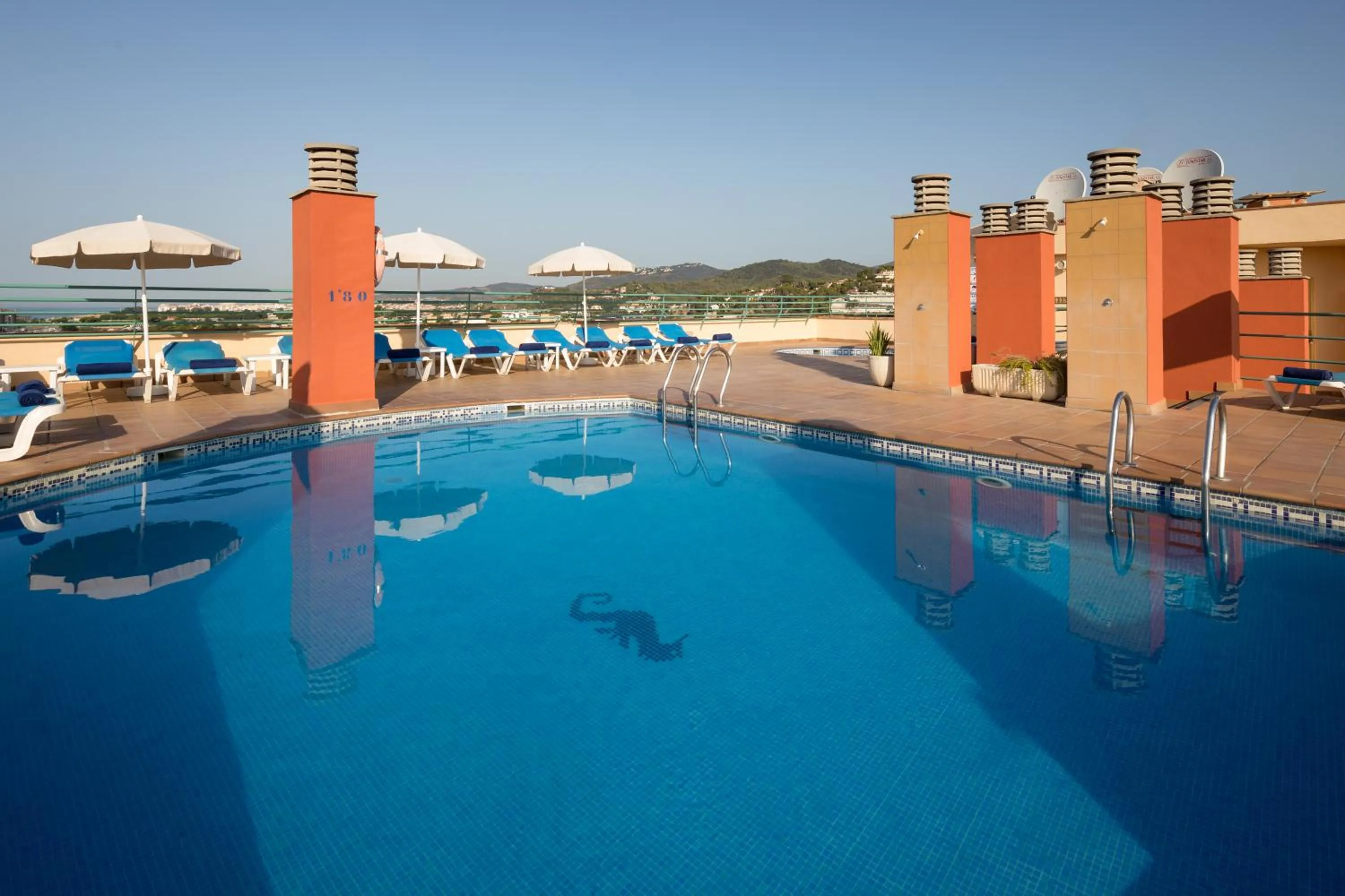 Swimming pool in htop Royal Sun Suites #htopFun