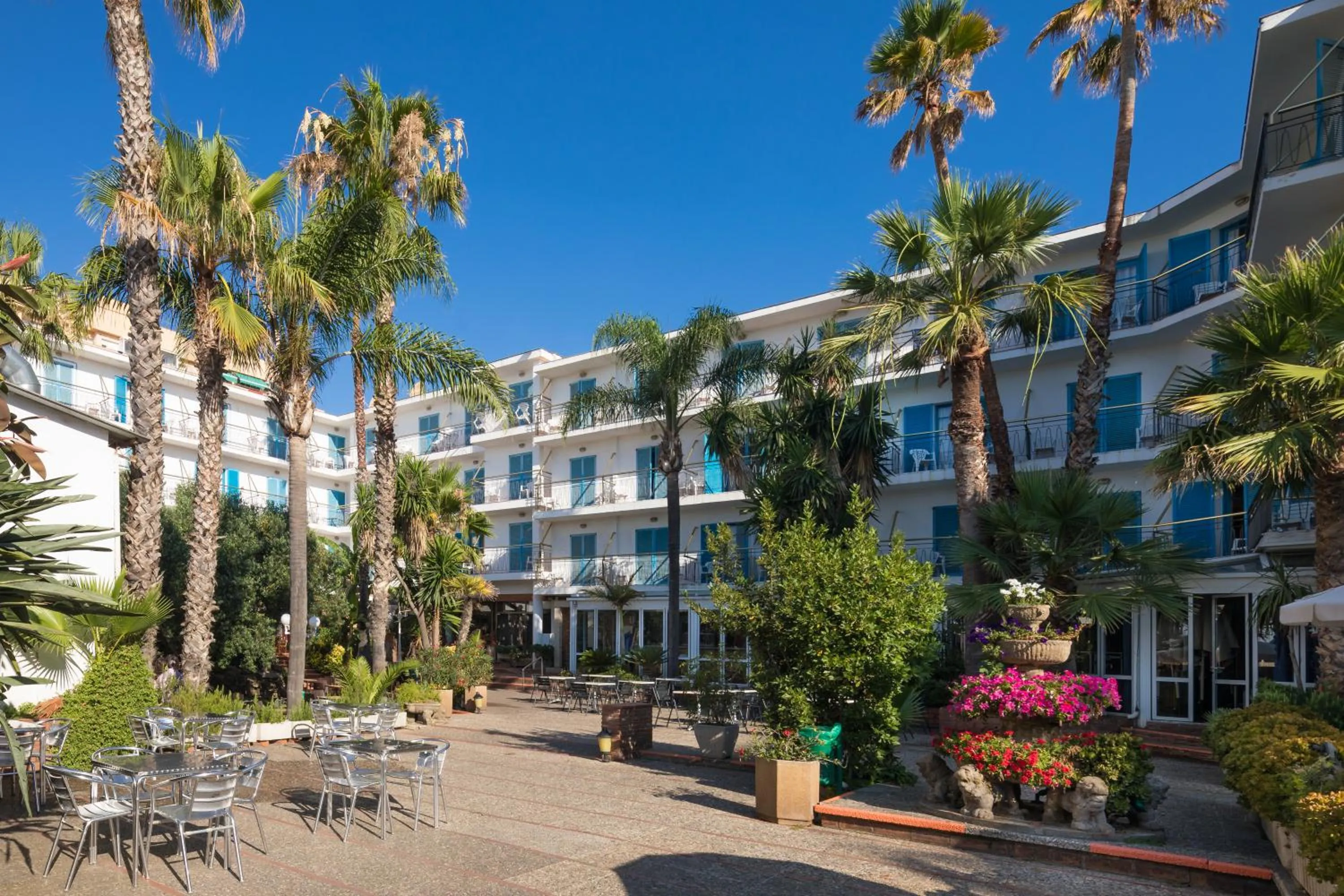 Property building in htop Planamar #htopEnjoy