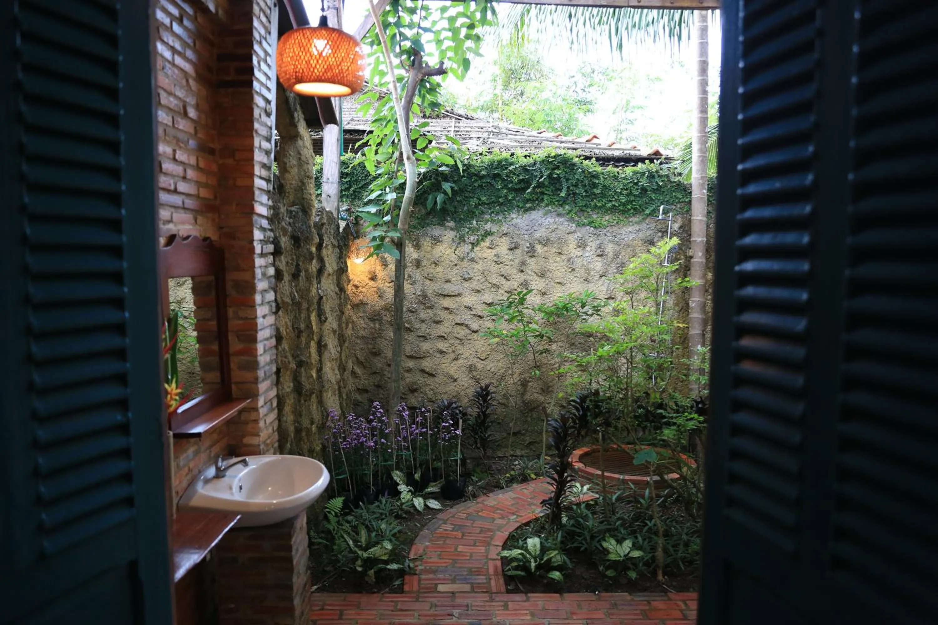 Bathroom in Vamxang Rustic Home