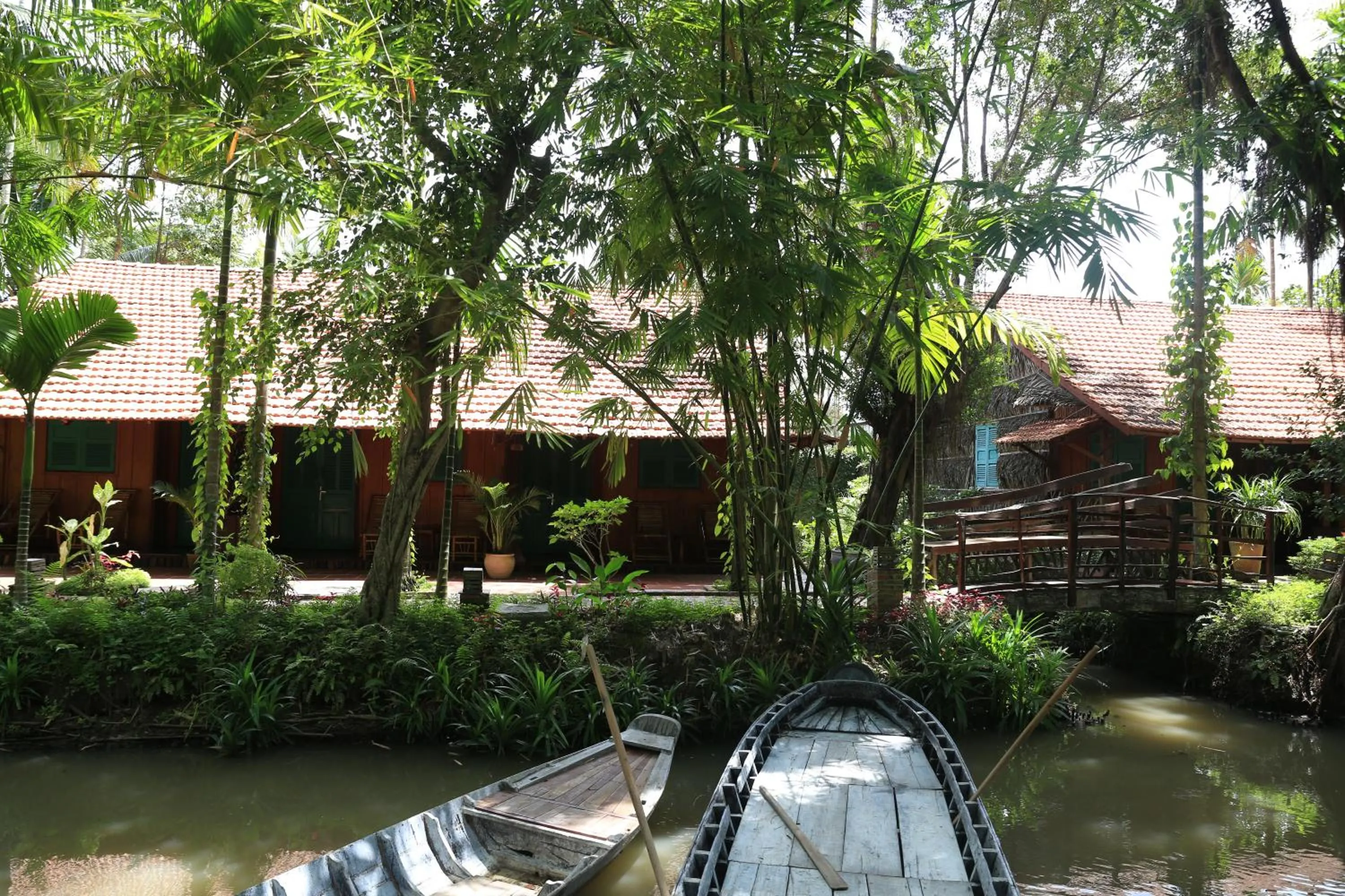 Lake view in Vamxang Rustic Home