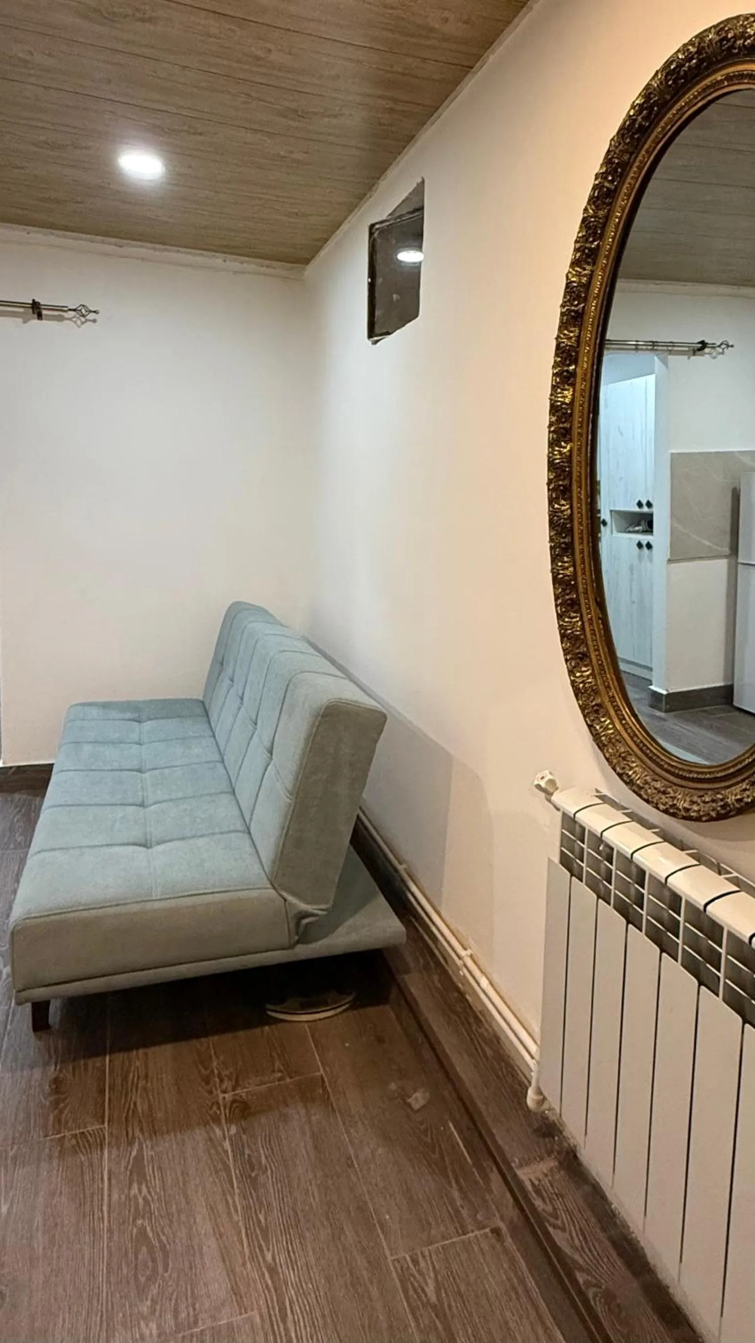 Living room in Vahe's corner house