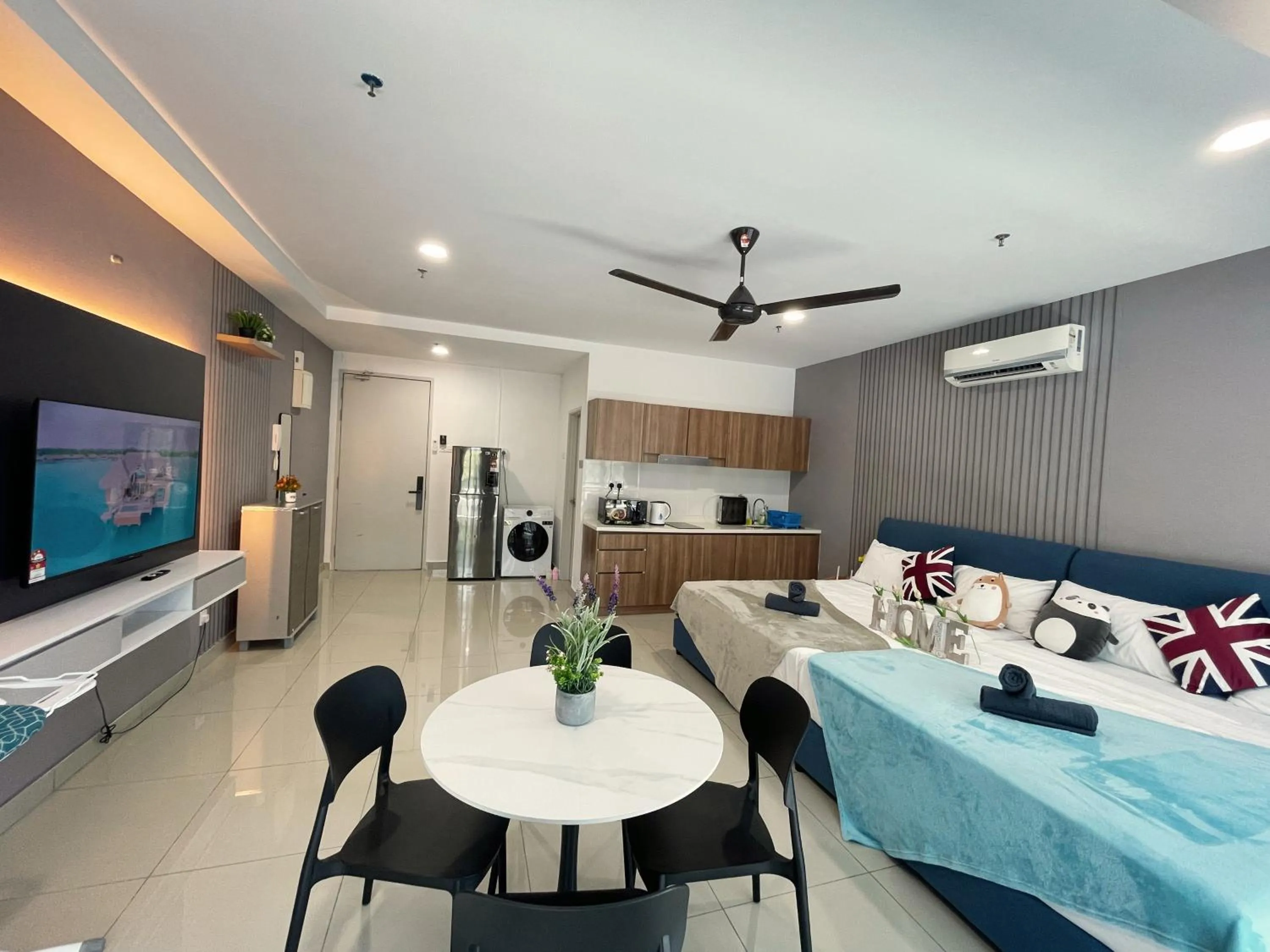 Bed in Pacific Tower Petaling Jaya Near Jaya One, University Malaya, Columbia Hospital By My Homez