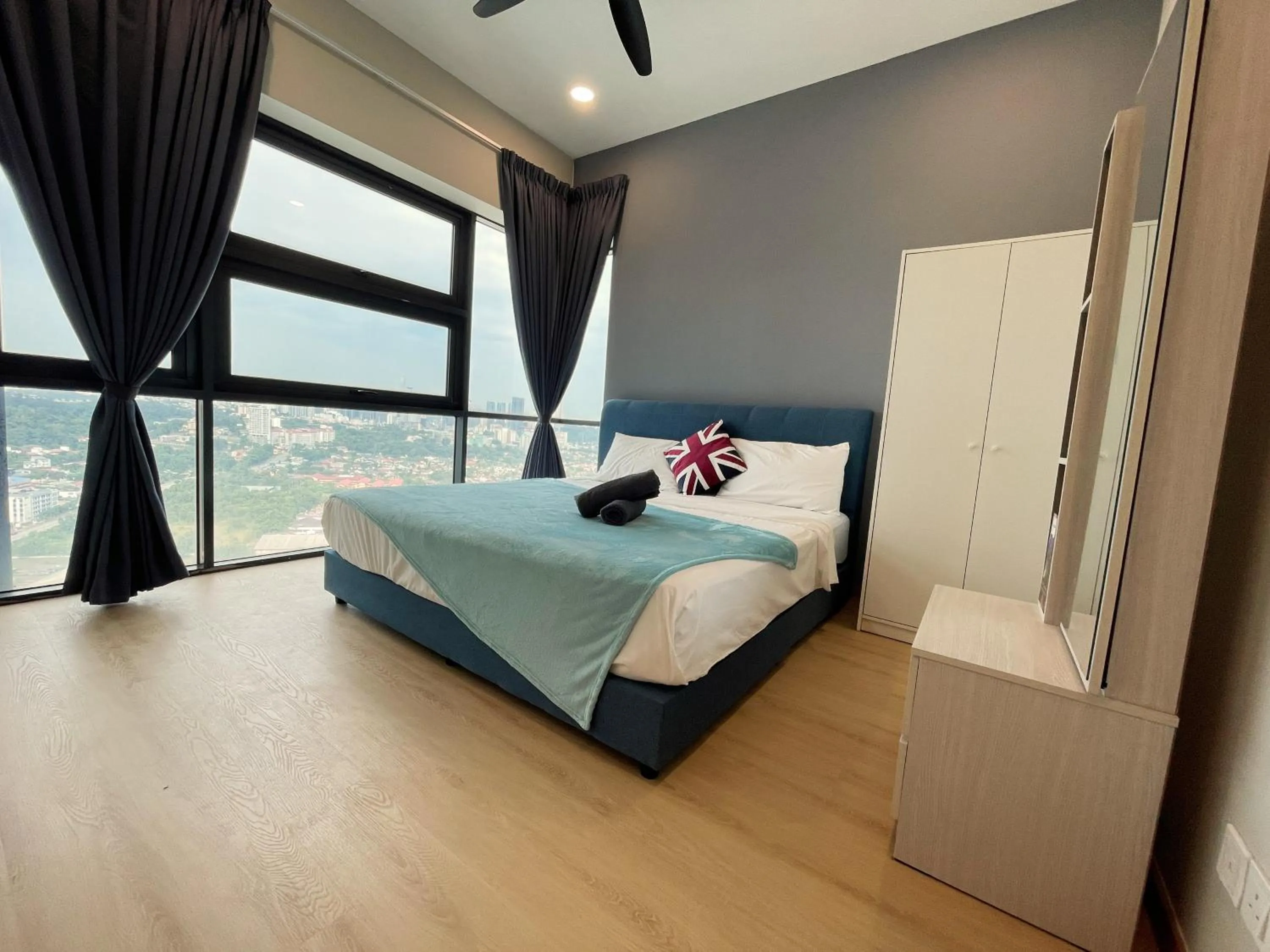 Bed in Pacific Tower Petaling Jaya Near Jaya One, University Malaya, Columbia Hospital By My Homez