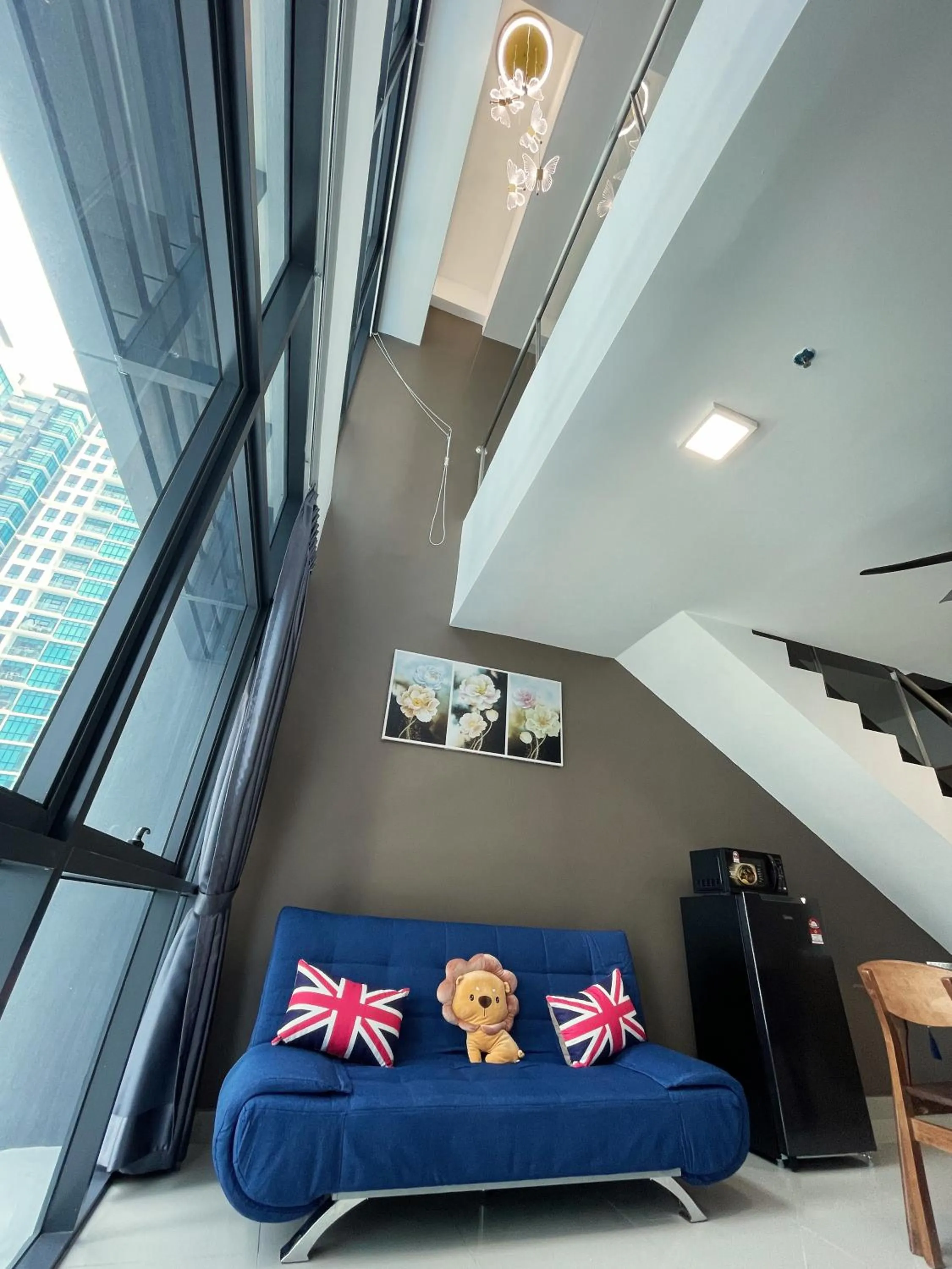 Seating area in Pacific Tower Petaling Jaya Near Jaya One, University Malaya, Columbia Hospital By My Homez