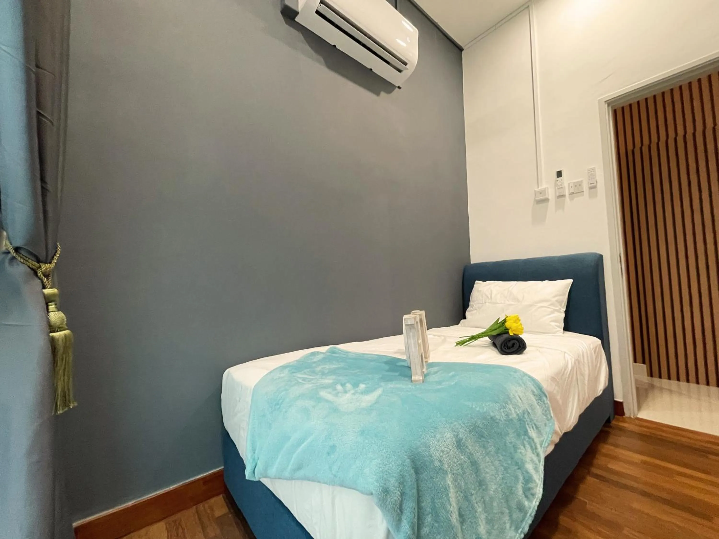 Bed in Pacific Tower Petaling Jaya Near Jaya One, University Malaya, Columbia Hospital By My Homez