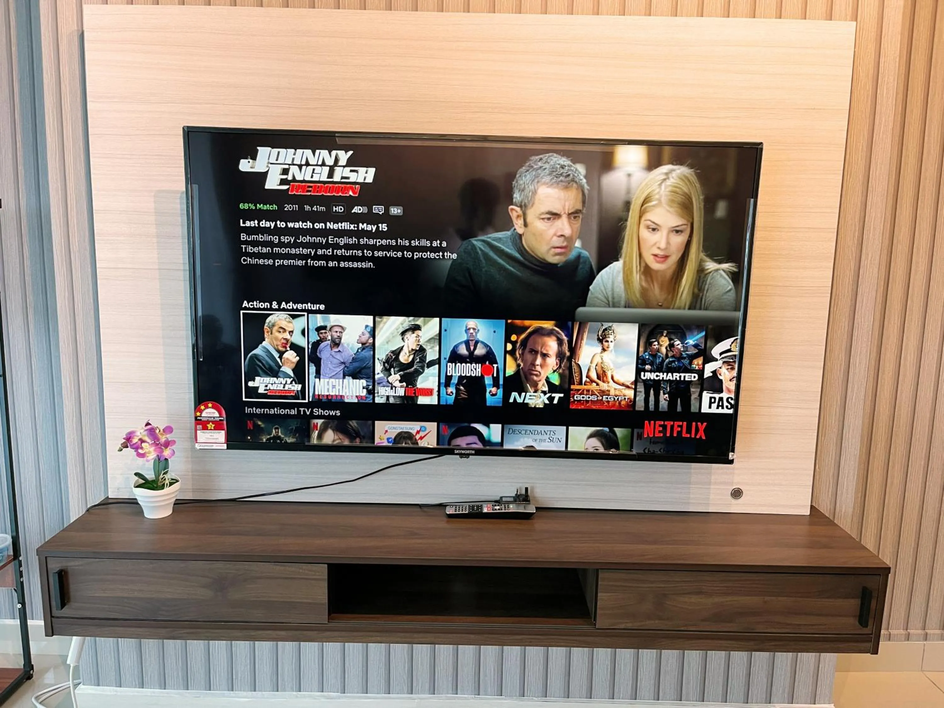 Communal lounge/ TV room in Pacific Tower Petaling Jaya Near Jaya One, University Malaya, Columbia Hospital By My Homez