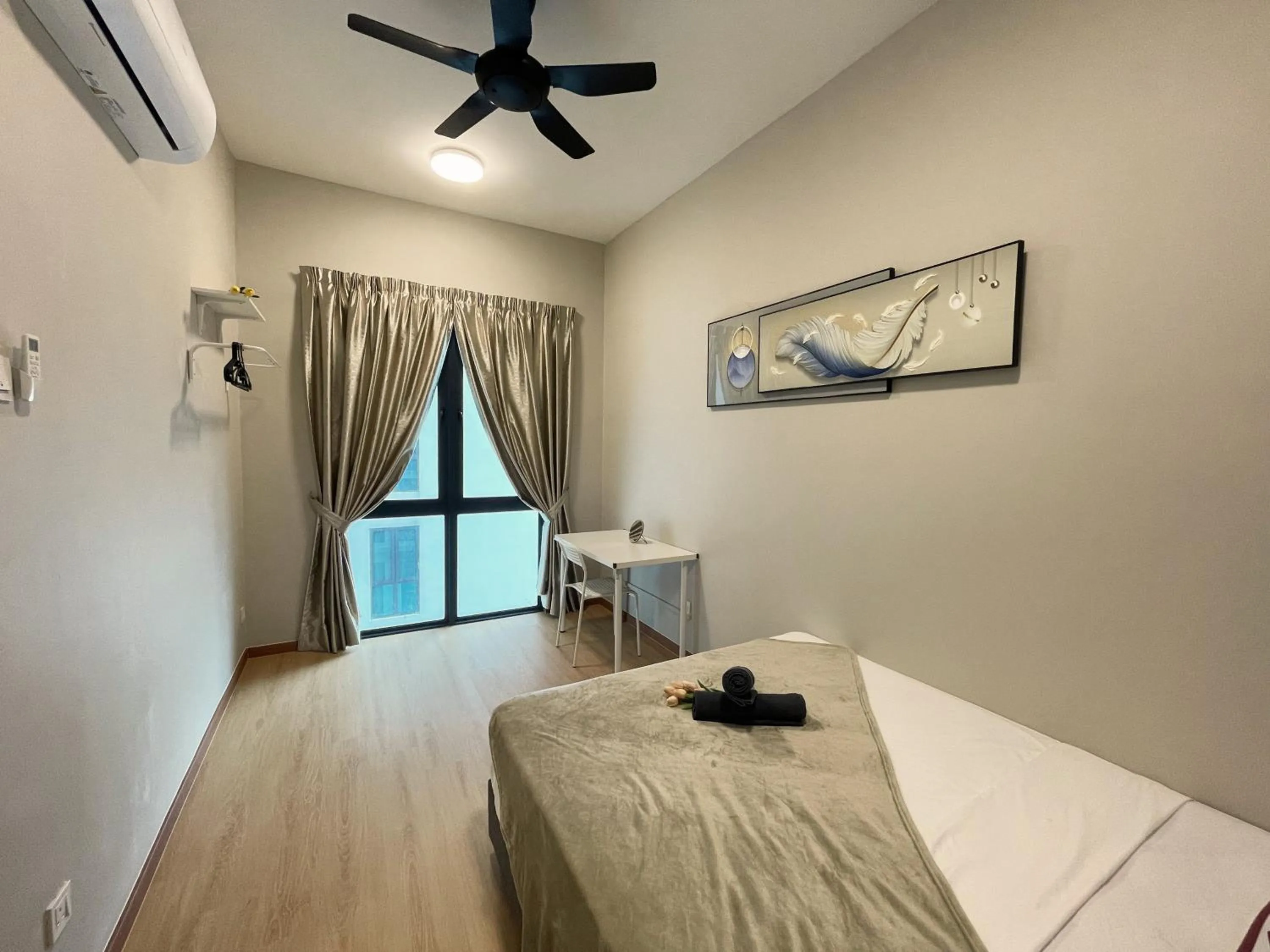 Bed in Pacific Tower Petaling Jaya Near Jaya One, University Malaya, Columbia Hospital By My Homez