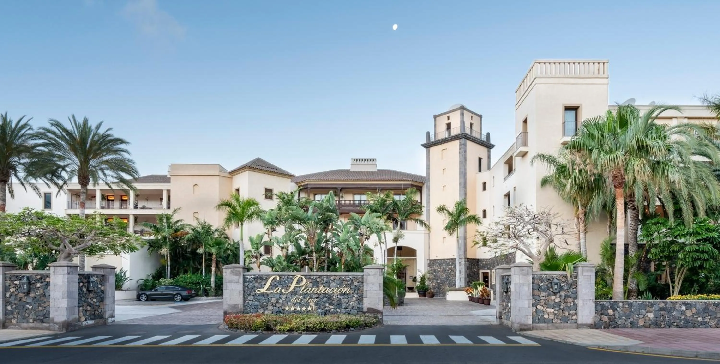 Facade/entrance in Vincci Selección La Plantación del Sur