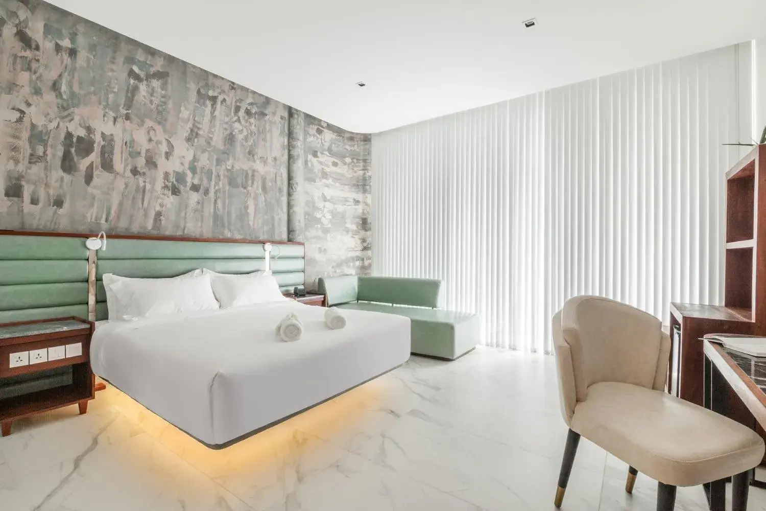 Deluxe Double Room with Bath in Enjoy boutique Deluxe Double Room with Bath in Enjoy boutique