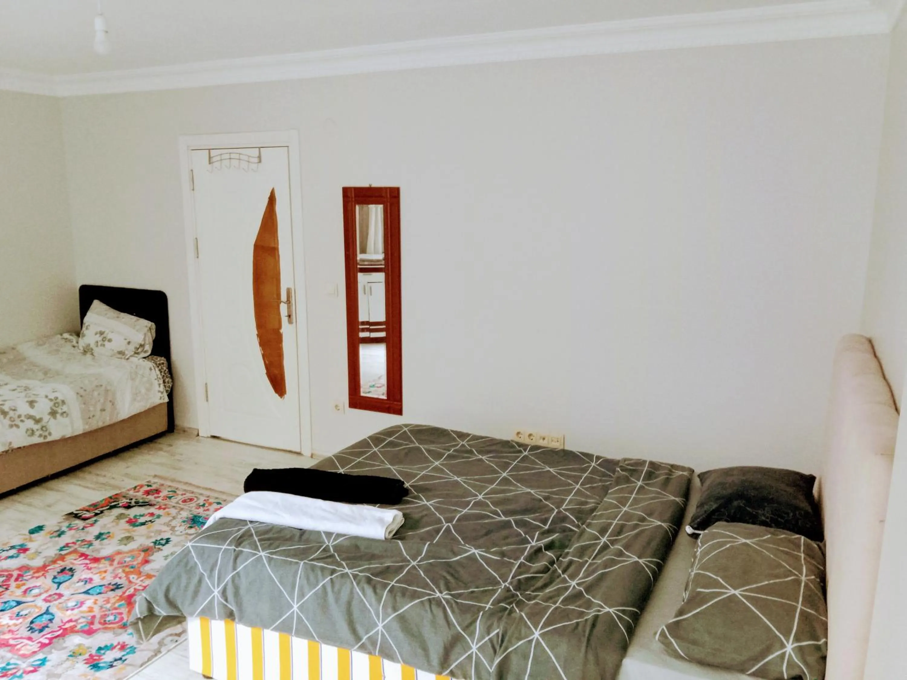 Bed in Ahmet teacher's villa, 6 minutes from the airport