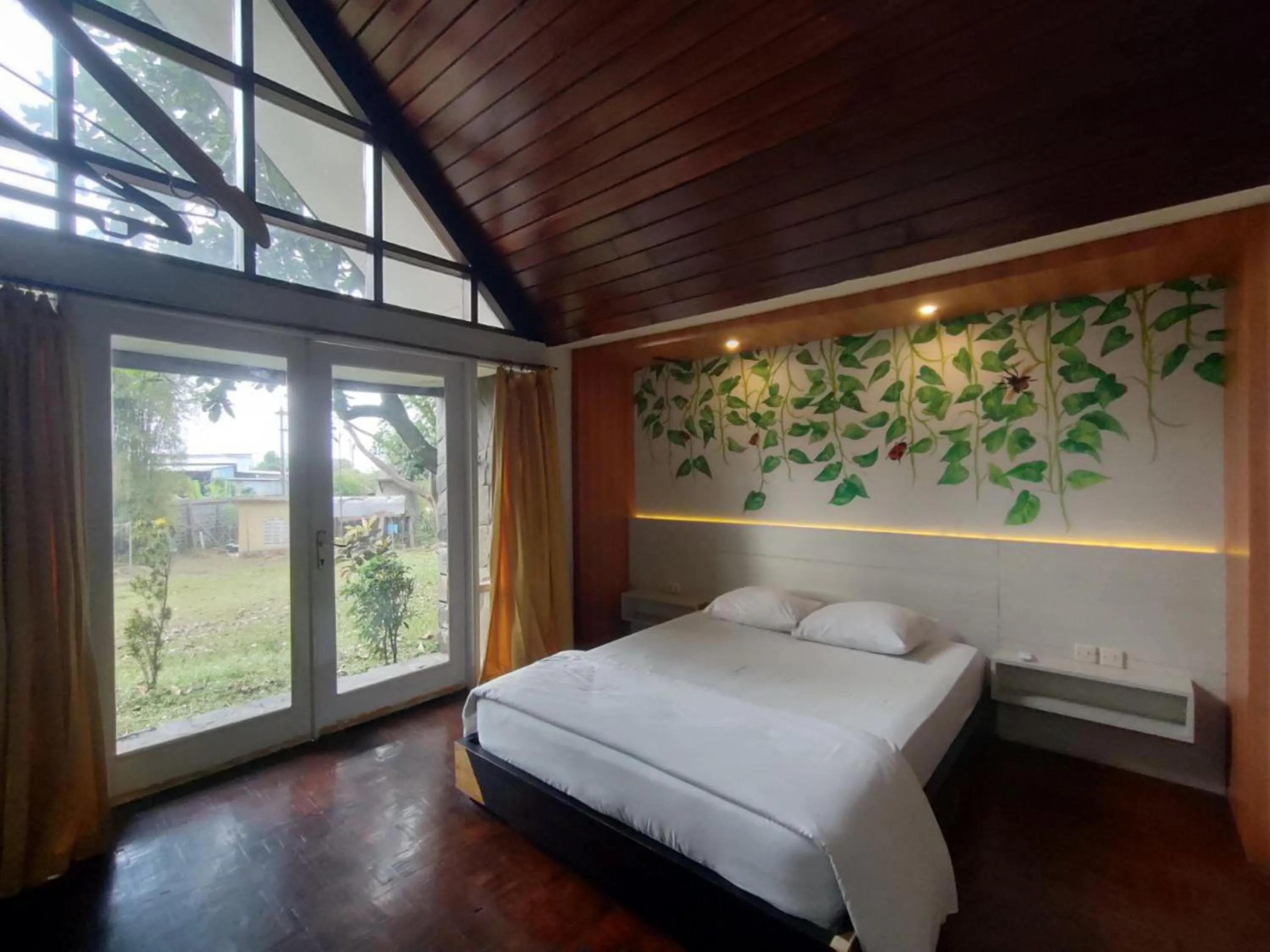 Garden, Bed in Grand Mulia Sakinah Boutique Resort Pandaan