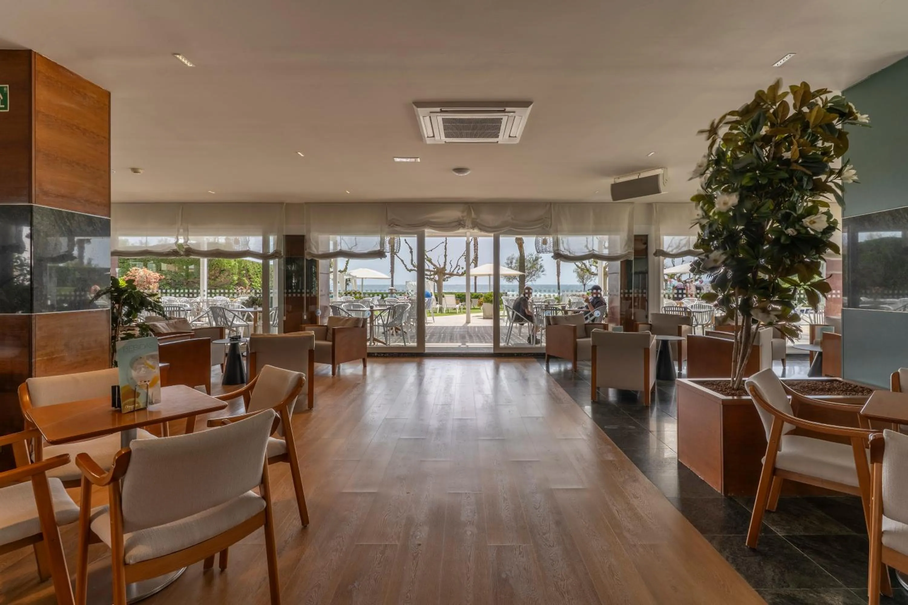 Lounge or bar in Prestige Victoria