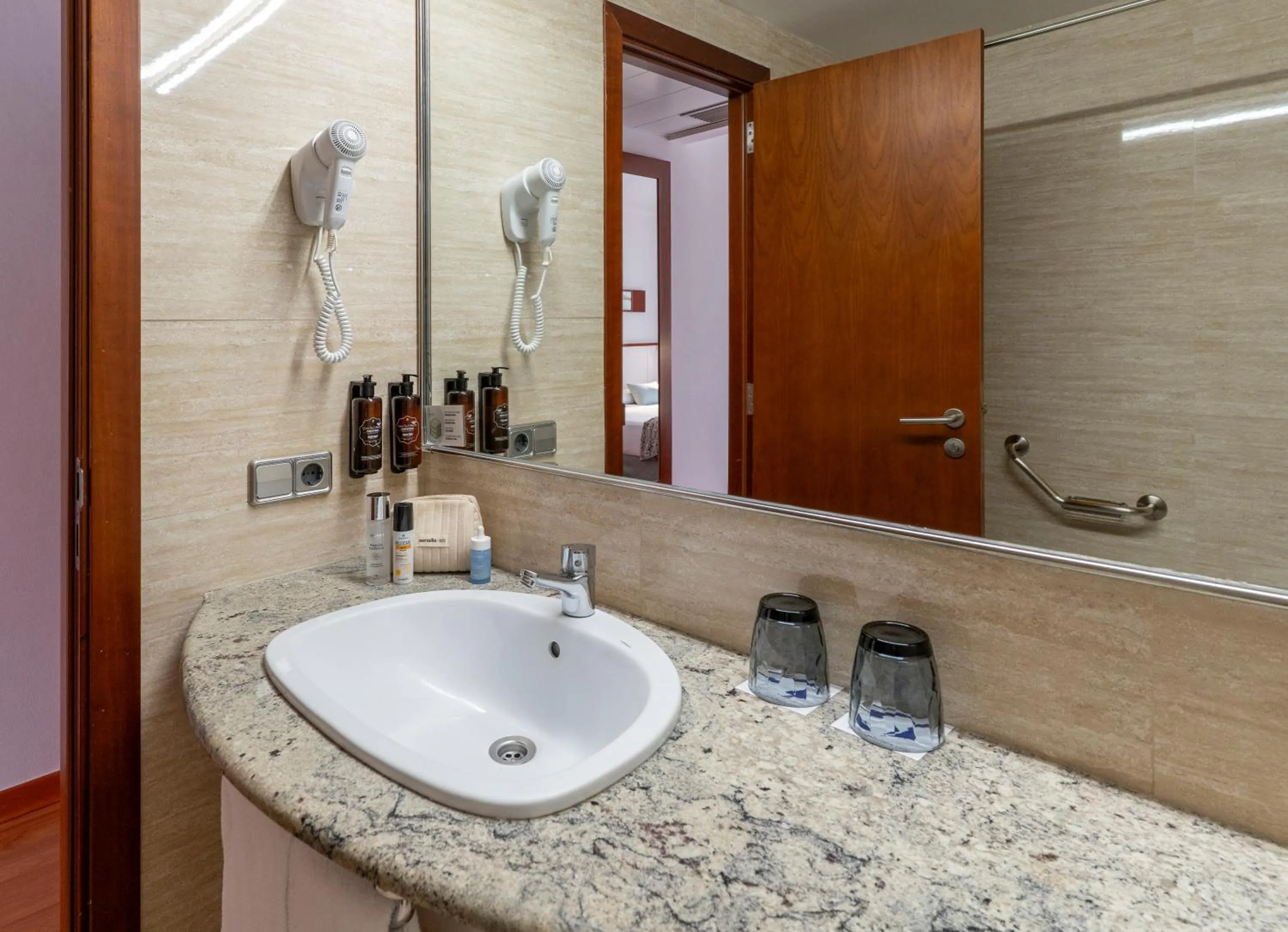 Bath in Prestige Victoria