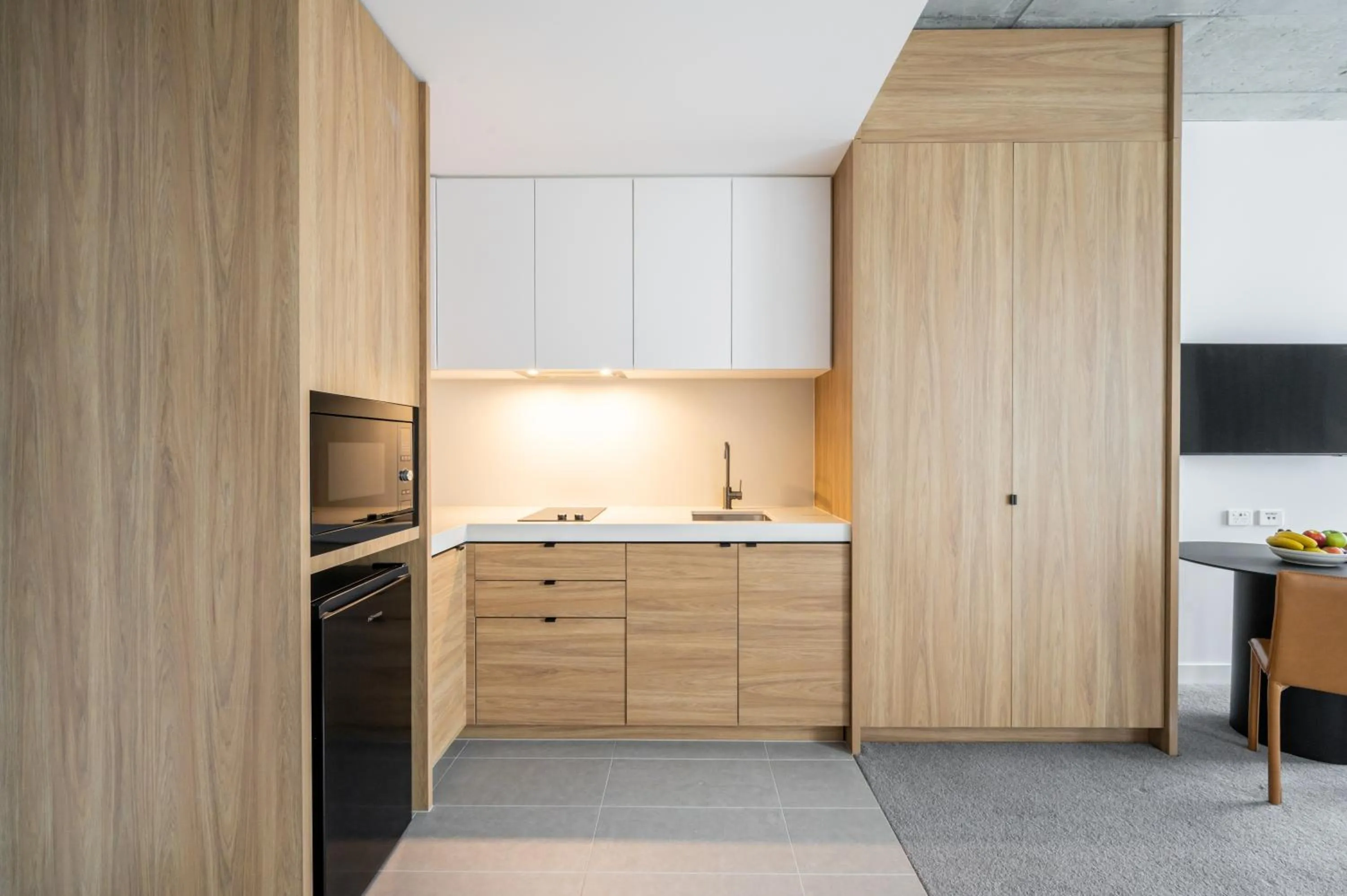 Kitchen or kitchenette in Nesuto Docklands