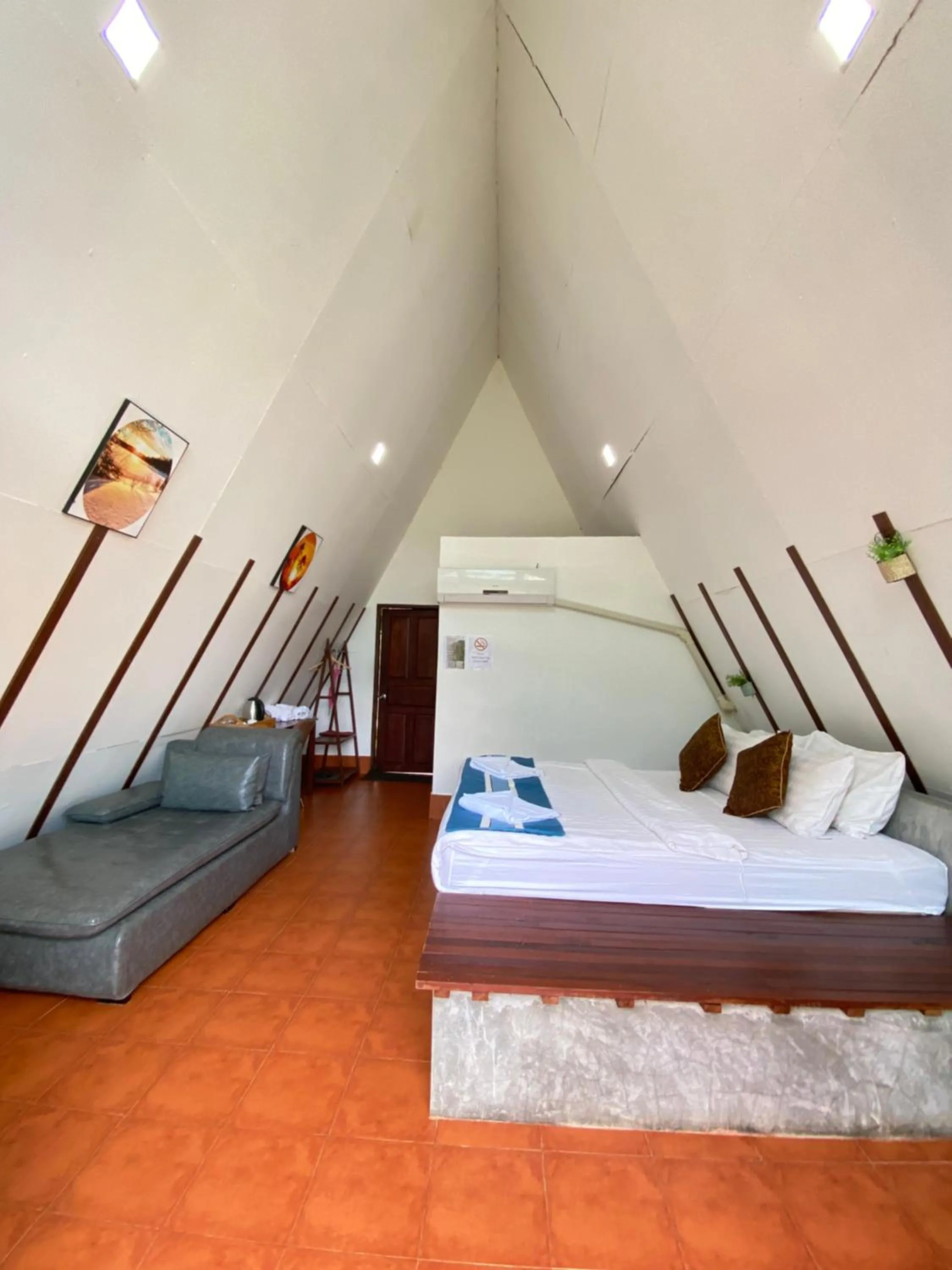 Bed in Vangvieng Angsavanh Resort