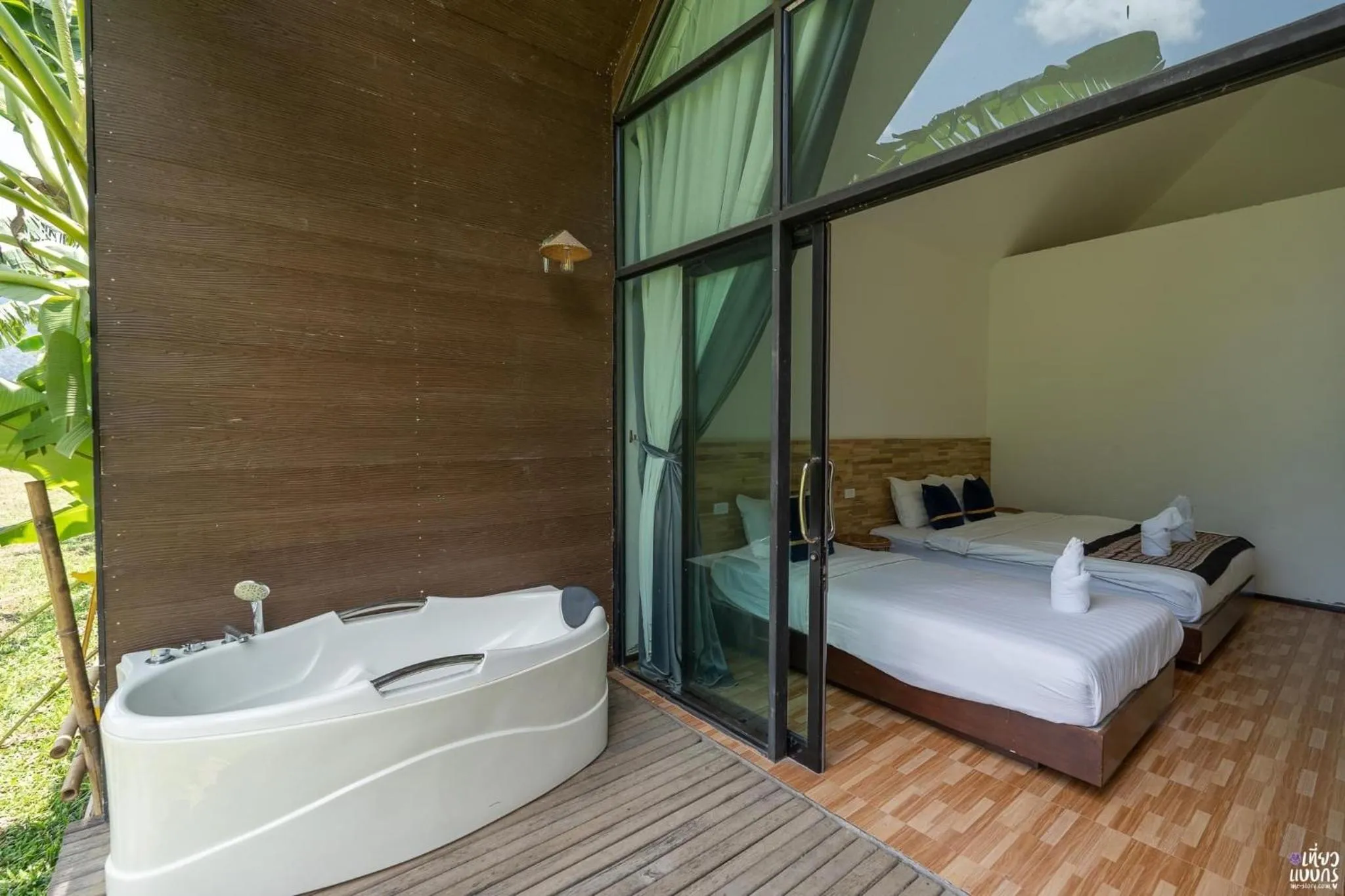 Bed in Vangvieng Angsavanh Resort