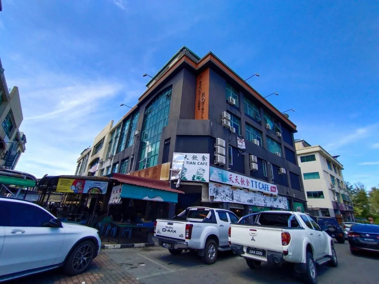 Facade/entrance in Super OYO 90668 Joy Inn