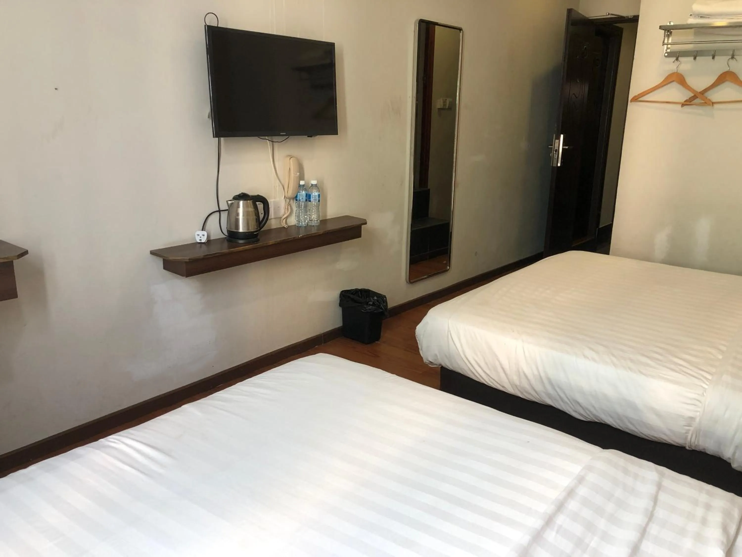 Bedroom in Super OYO 90668 Joy Inn