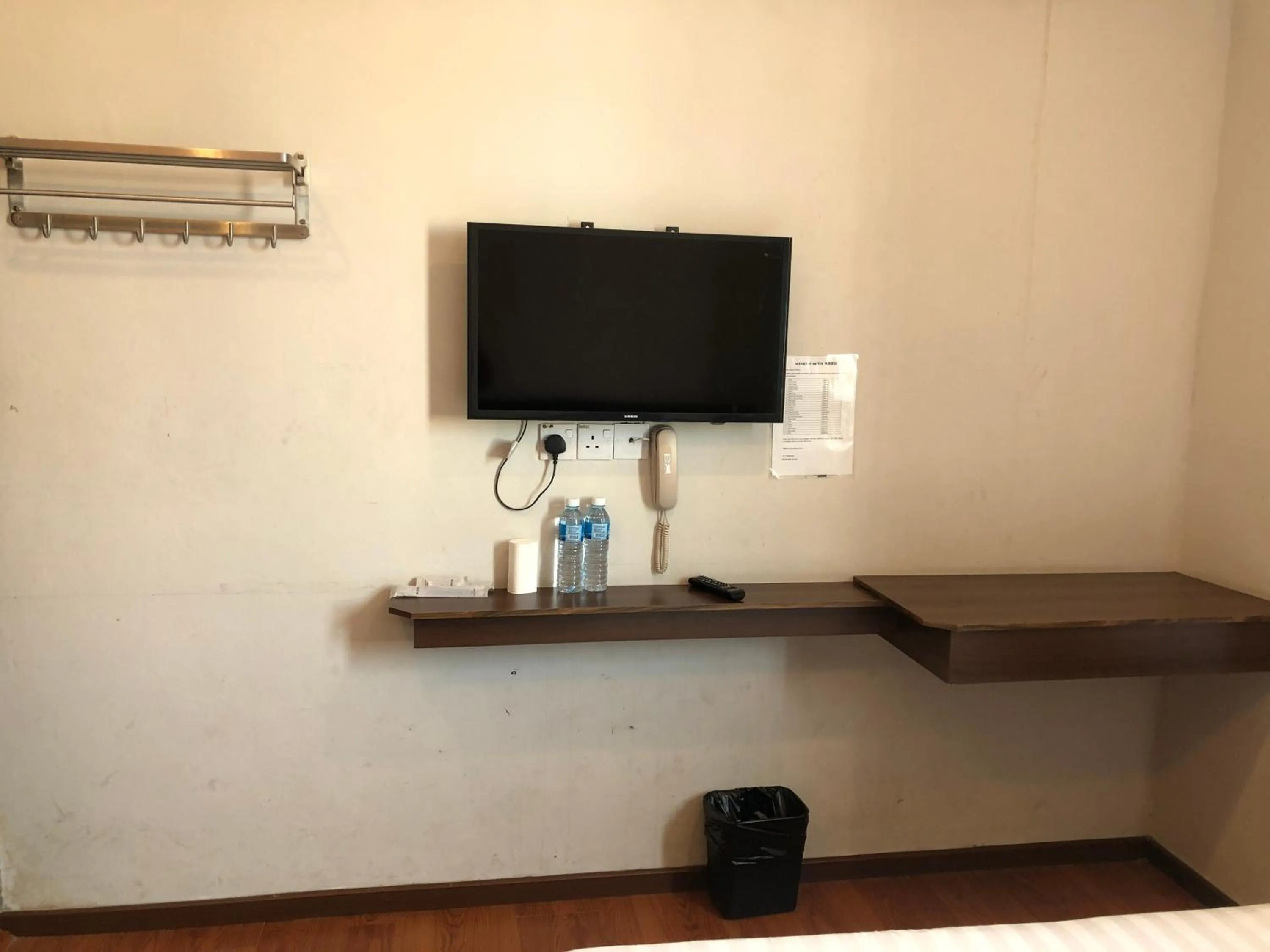 Bedroom in Super OYO 90668 Joy Inn