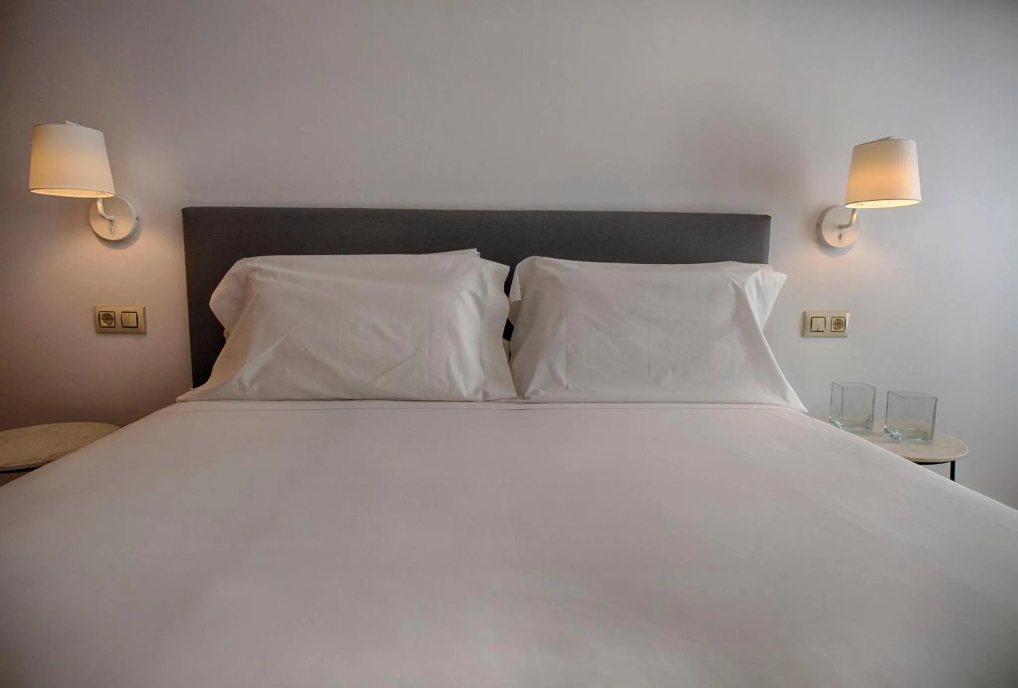 Photo of the whole room, Bed in Sercotel Tribuna Málaga