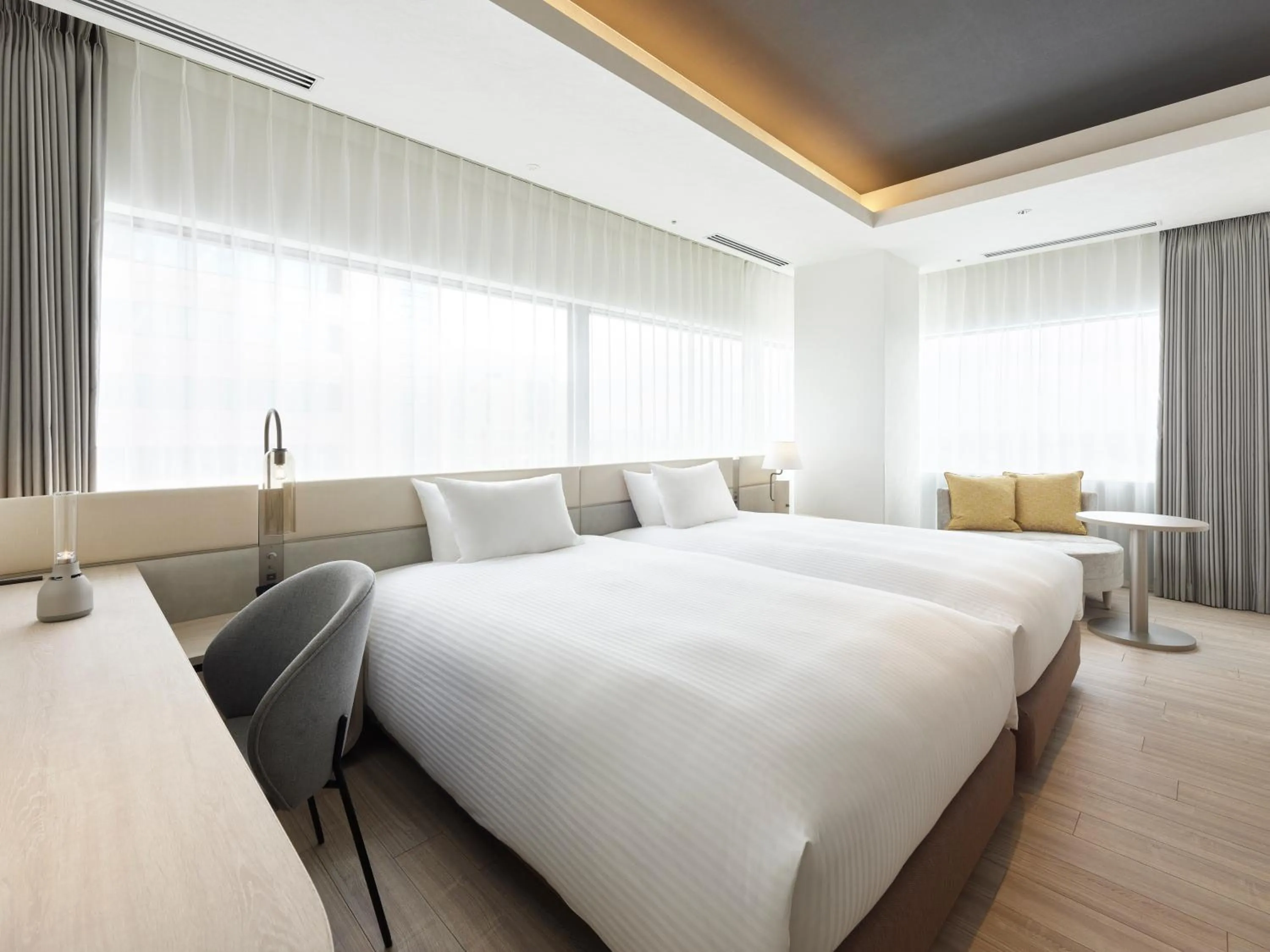 Photo of the whole room, Bed in Mitsui Garden Hotel Yokohama Minatomirai Premier