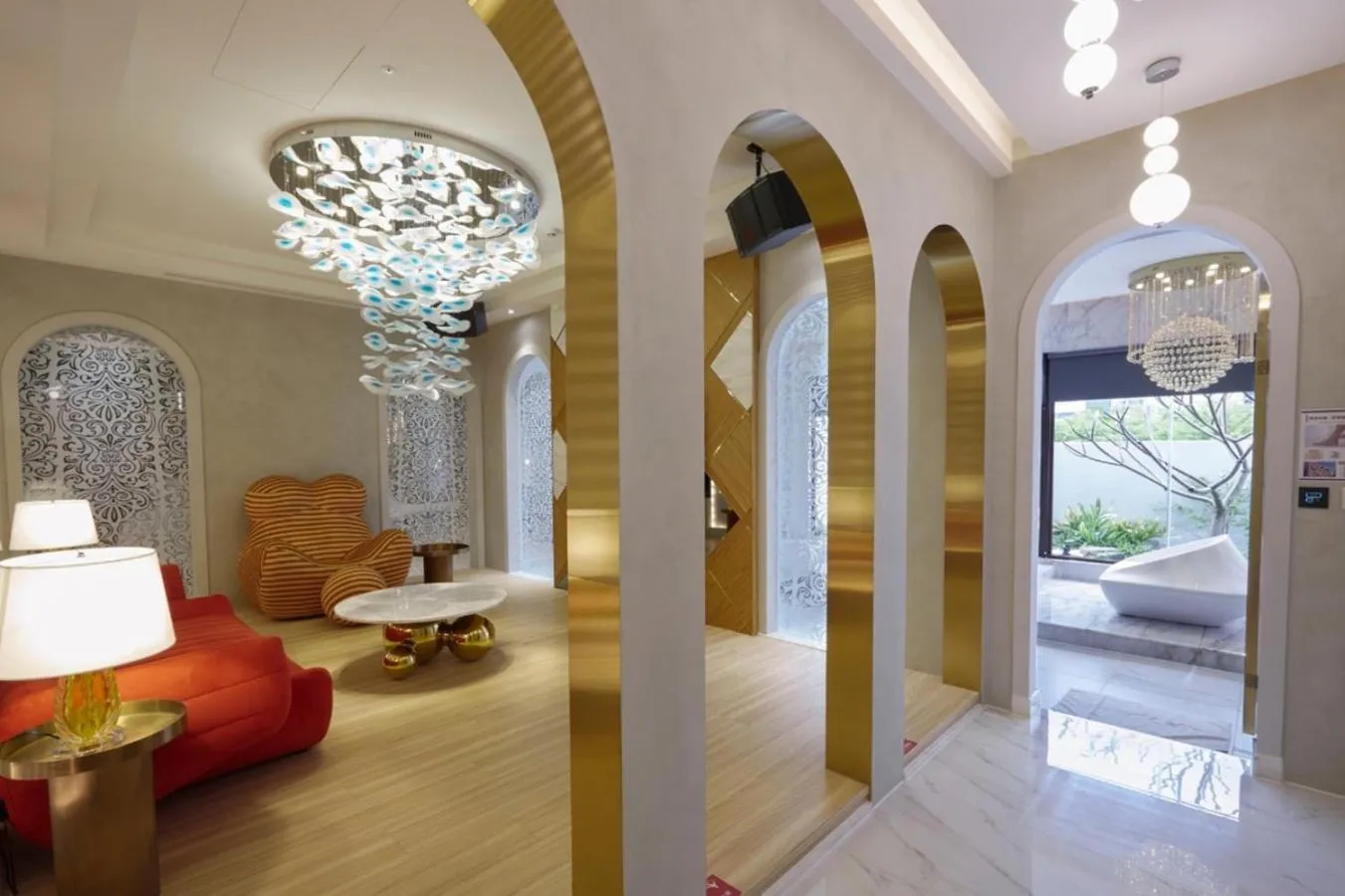 Living room in Domo Hotel