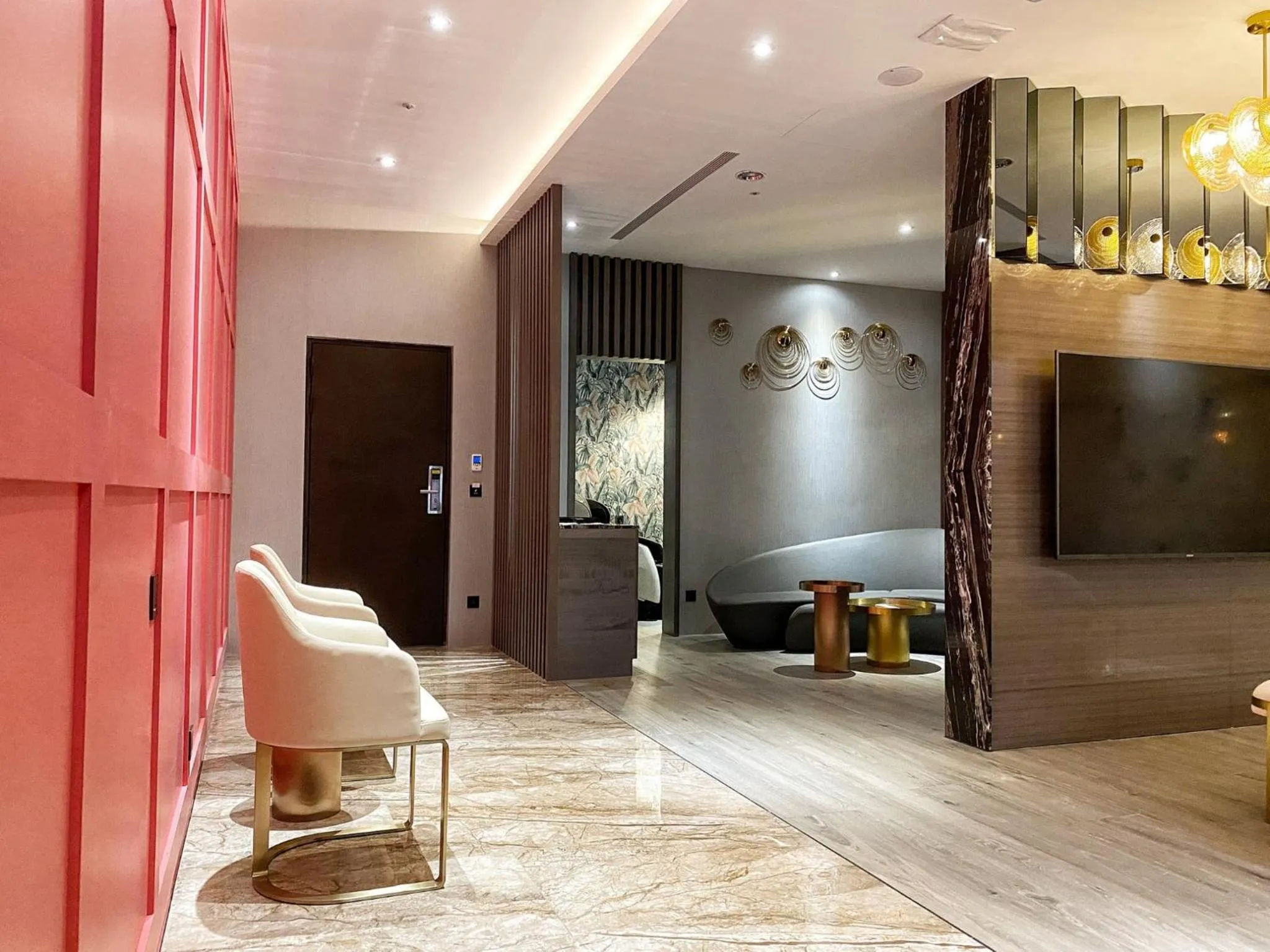 Living room in Domo Hotel