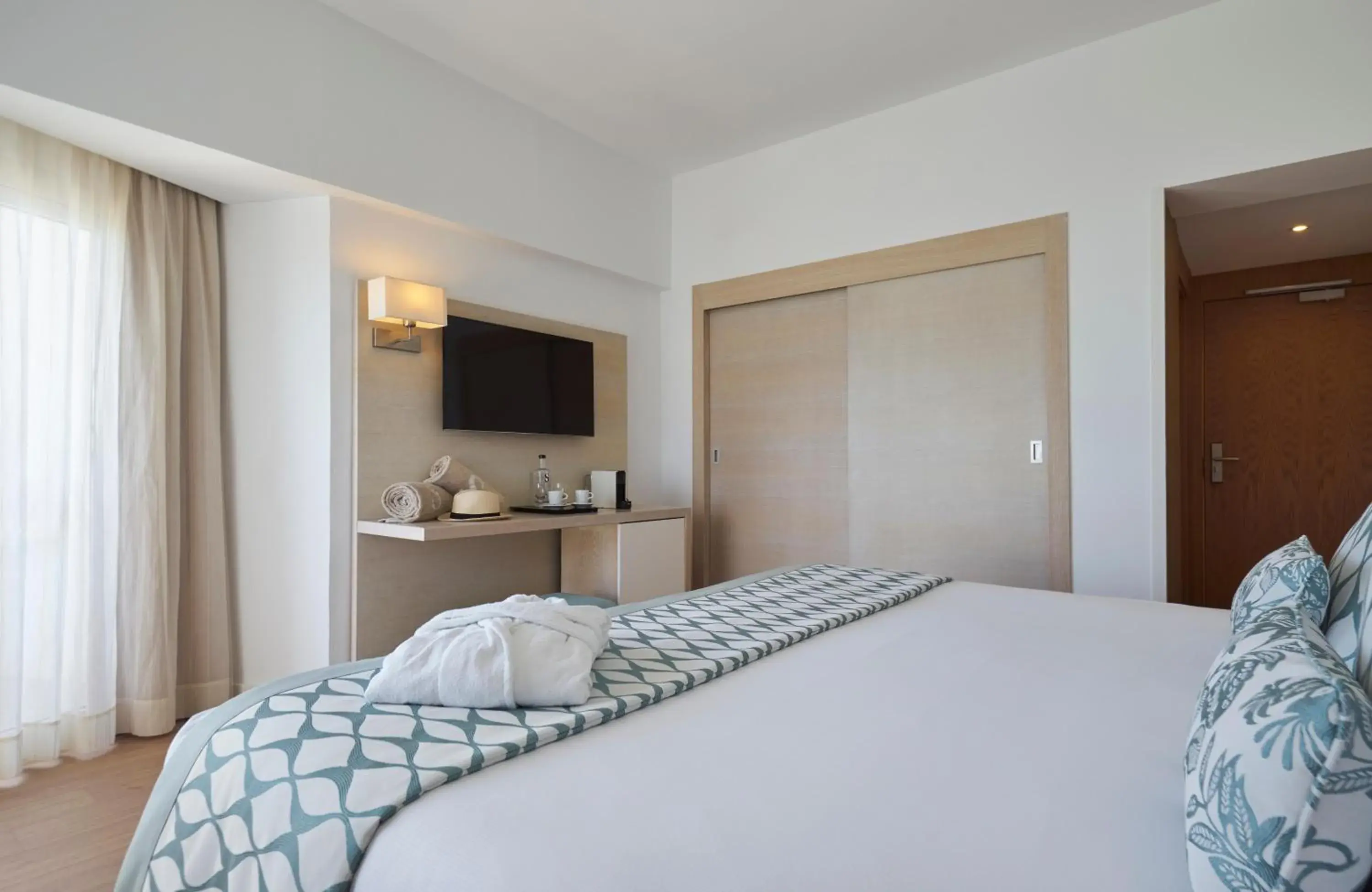 Double or Twin Room with Garden View in Pure Salt Garonda - Adults Only Double or Twin Room with Garden View in Pure Salt Garonda - Adults Only