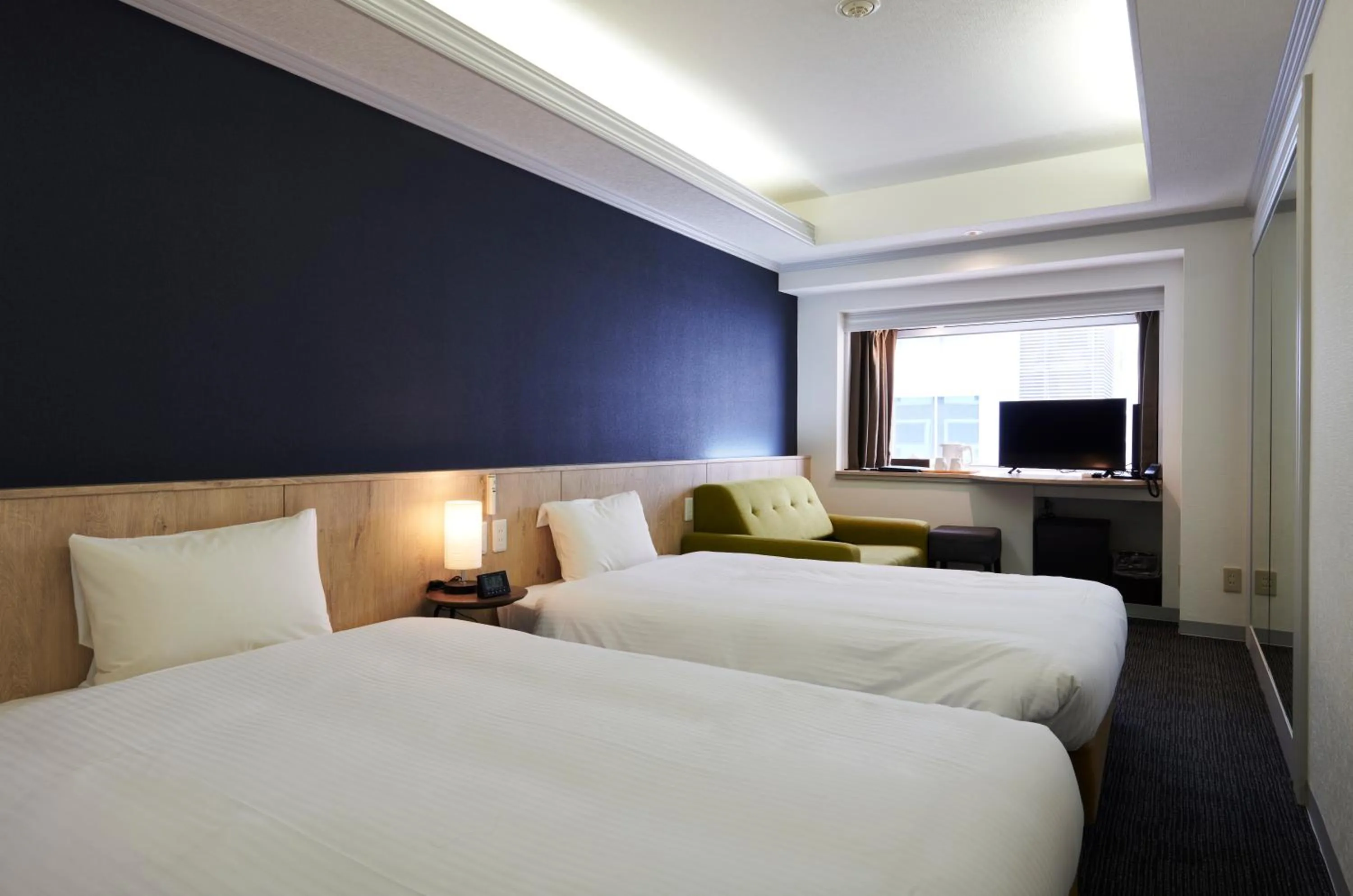 Bedroom, Bed in L stay & grow Harumi