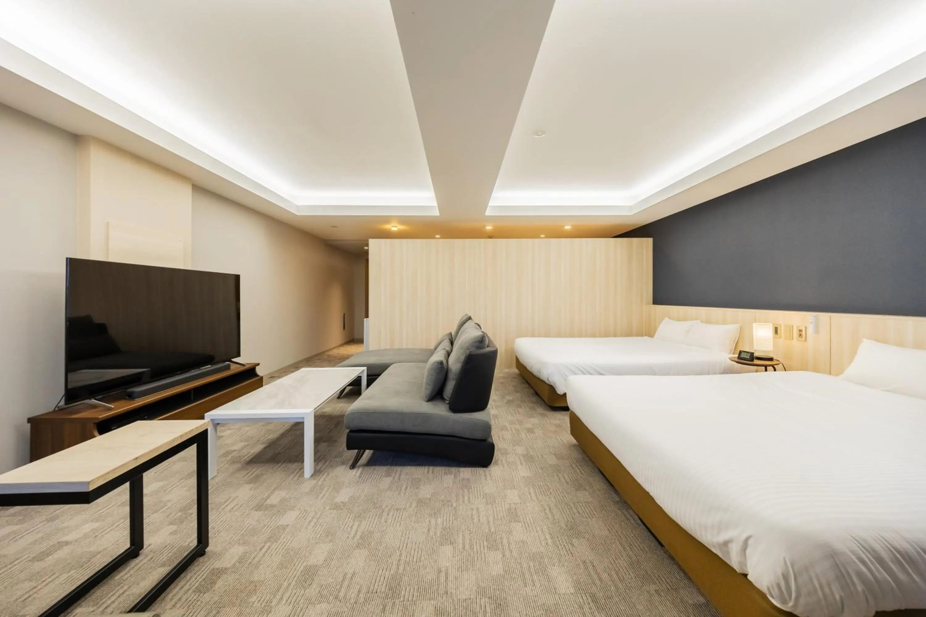 Photo of the whole room, Bed in L stay & grow Harumi