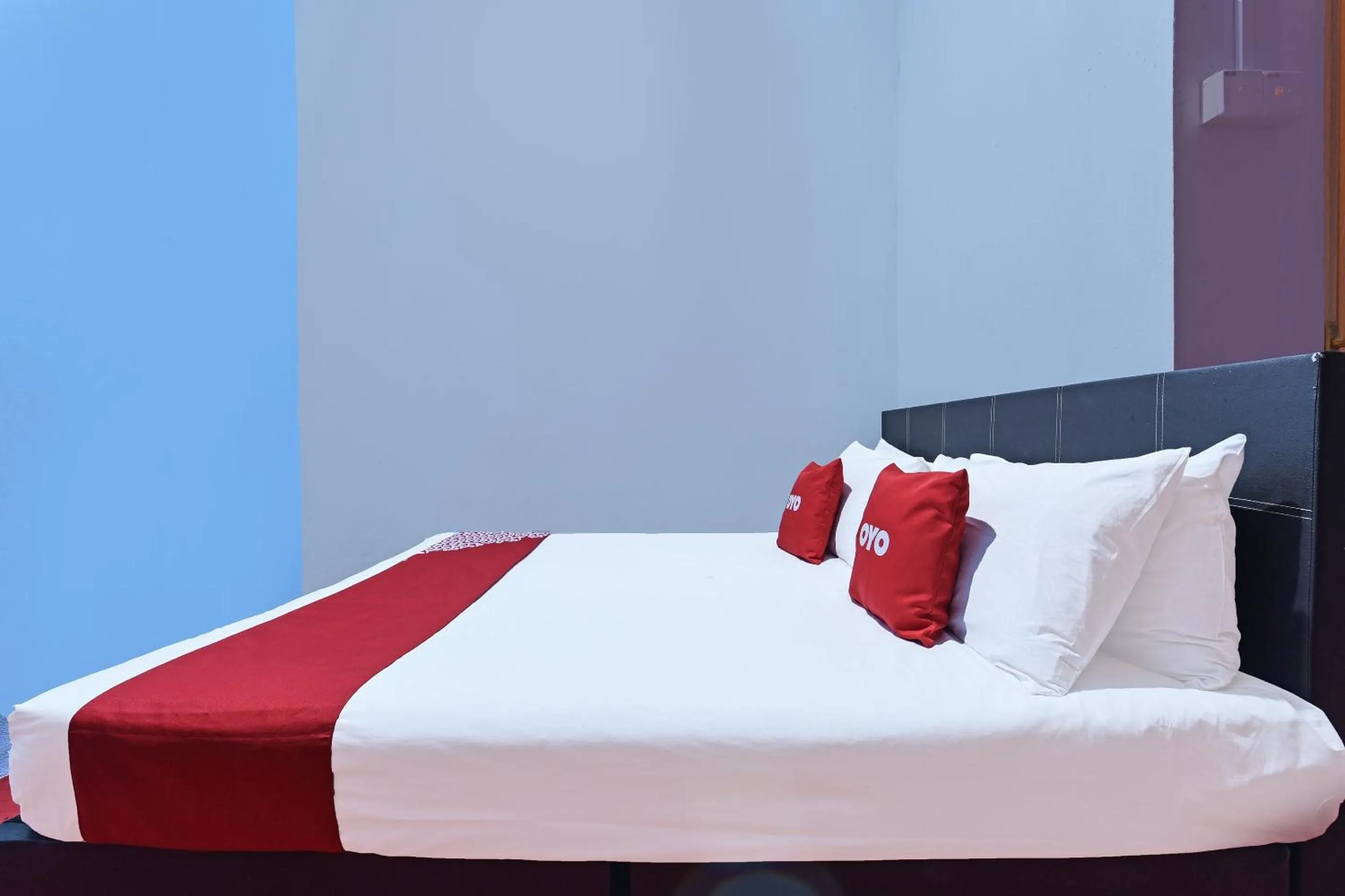 Bedroom, Bed in Capital O 90664 Rabi Hotel