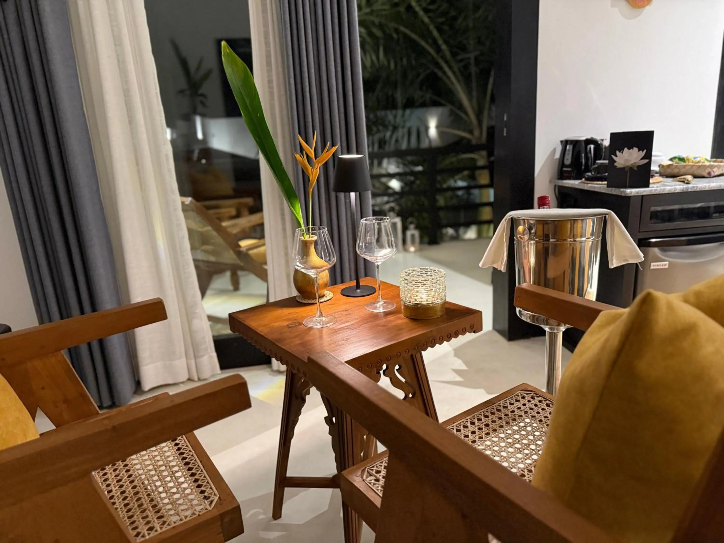 TV and multimedia in D' Art VILLA RETREAT AND SPA